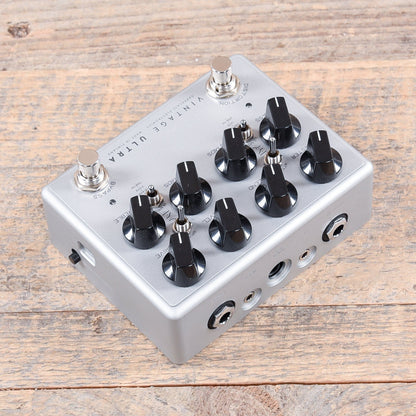 Darkglass Electronics Vintage Ultra V2 Bass Preamp Pedal w/ Aux In Effects and Pedals / Bass Pedals