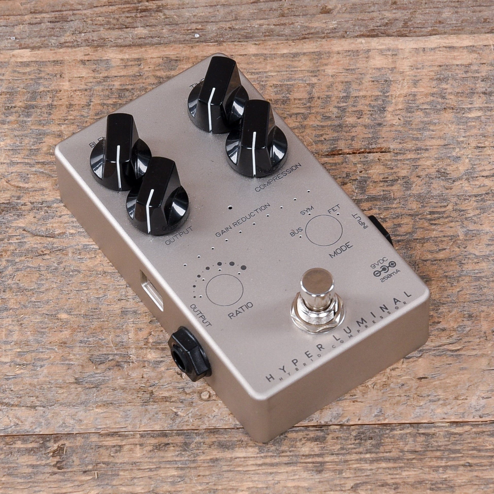 darkglass hyper luminal bass compressor pedal Darkglass Electronics Hyper Luminal Hybrid Compressor – Chicago Music Exchange