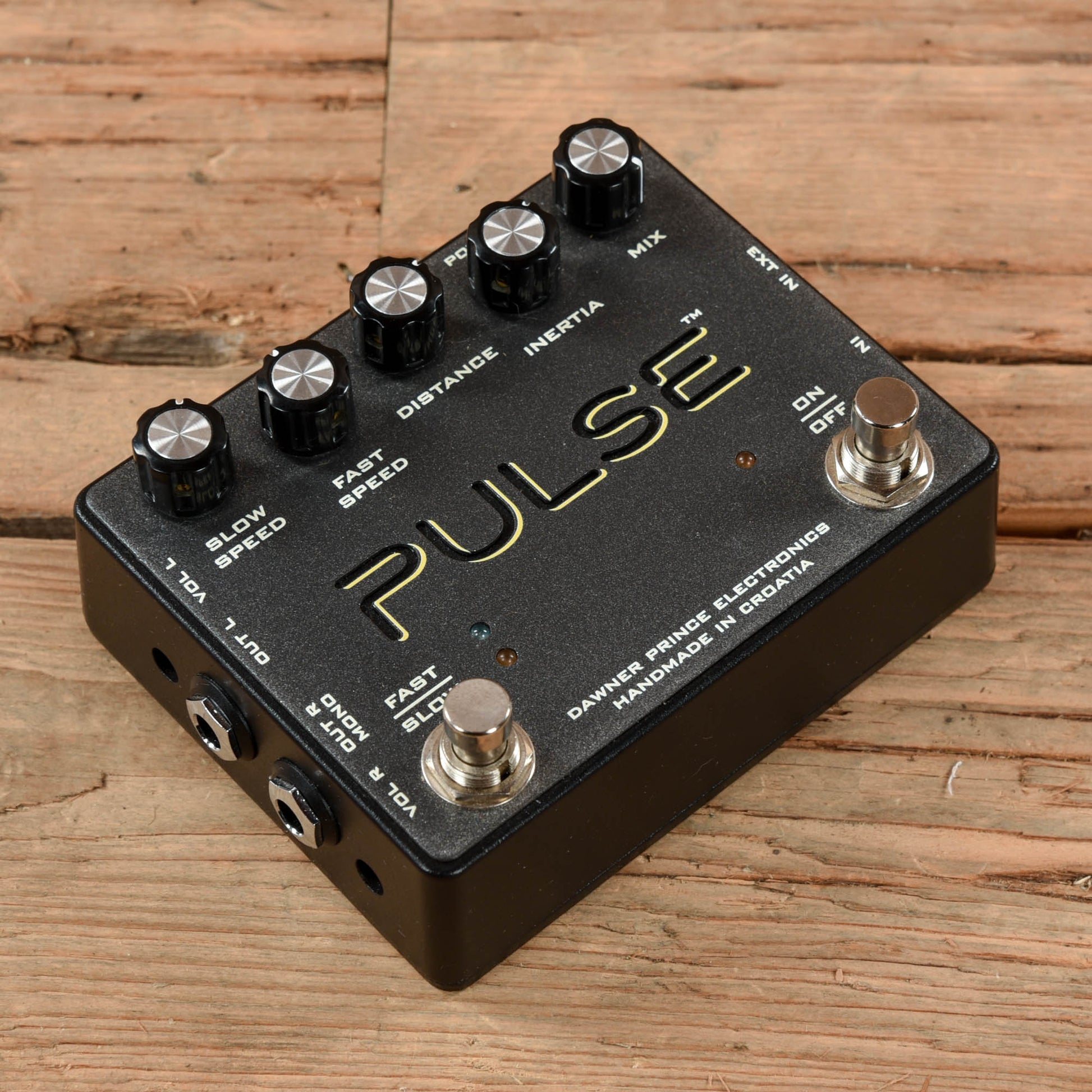 Dawner Prince Pulse Effects and Pedals / Tremolo