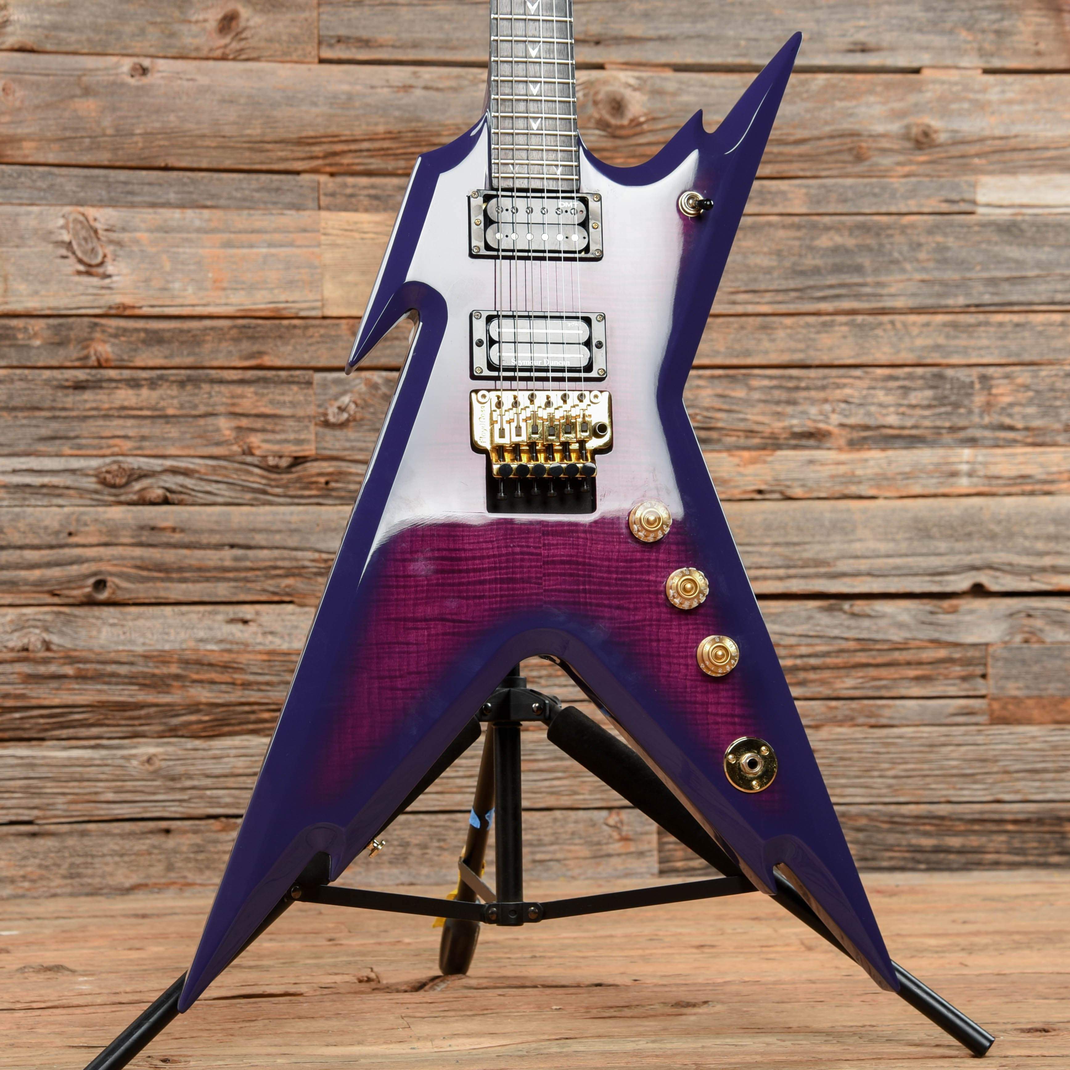 Dean Guitars Custom Run Razorback Blacktooth Grin – Chicago Music