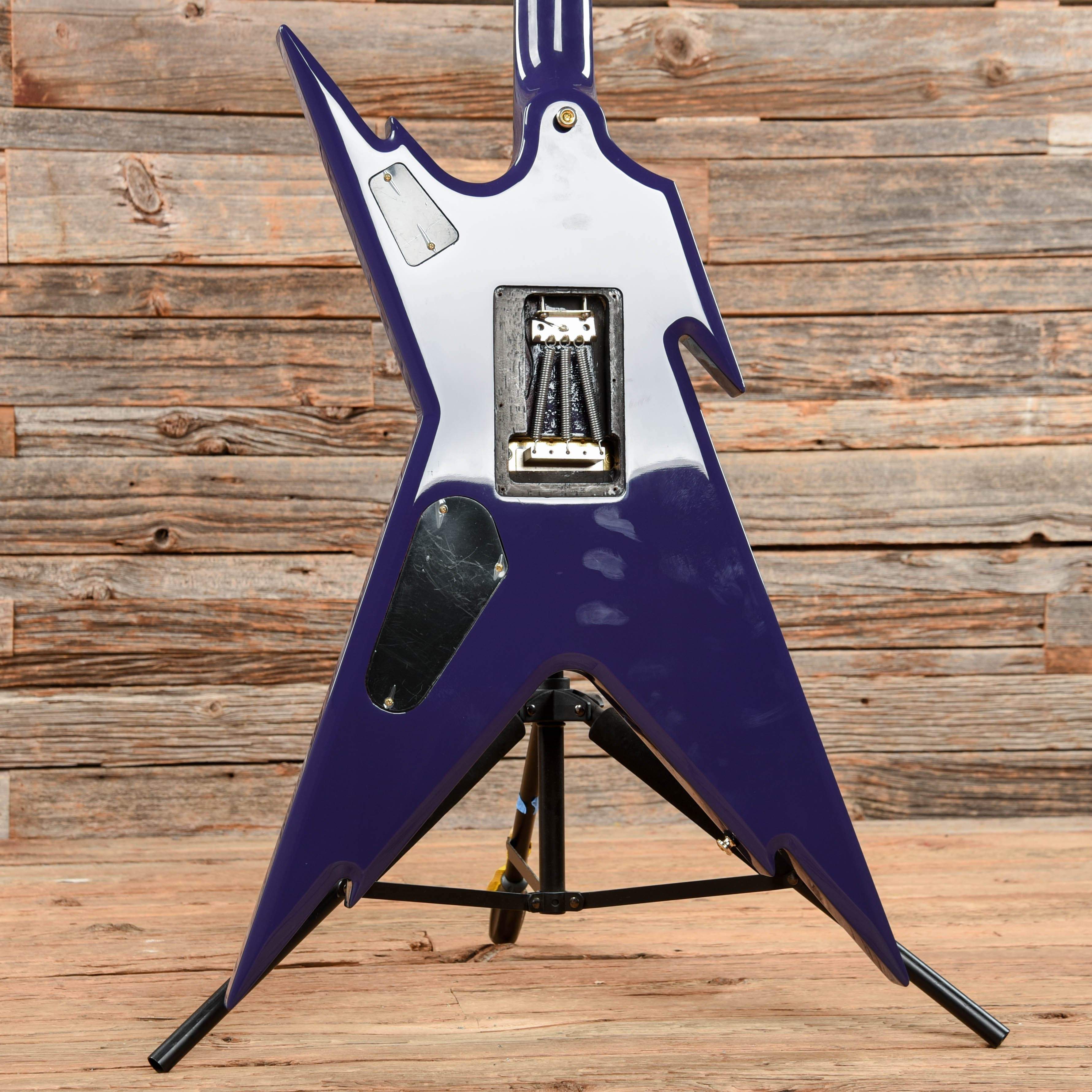 Dean Guitars Custom Run Razorback Blacktooth Grin – Chicago Music