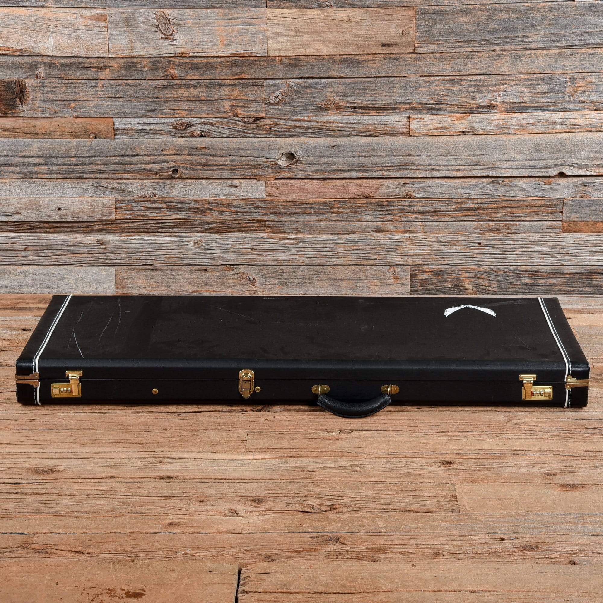 Dean Guitars Razorback Blue Denim 2007 – Chicago Music Exchange