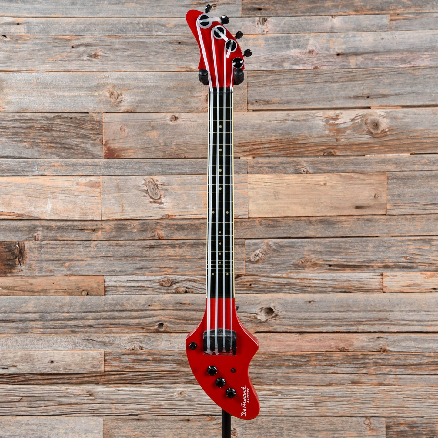 DeArmond Ashbory Bass Red 2001 Bass Guitars / Short Scale
