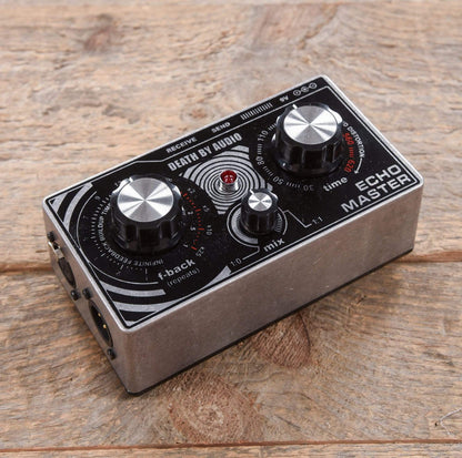 Death By Audio Echo Master Vocal Delay Effects and Pedals / Delay