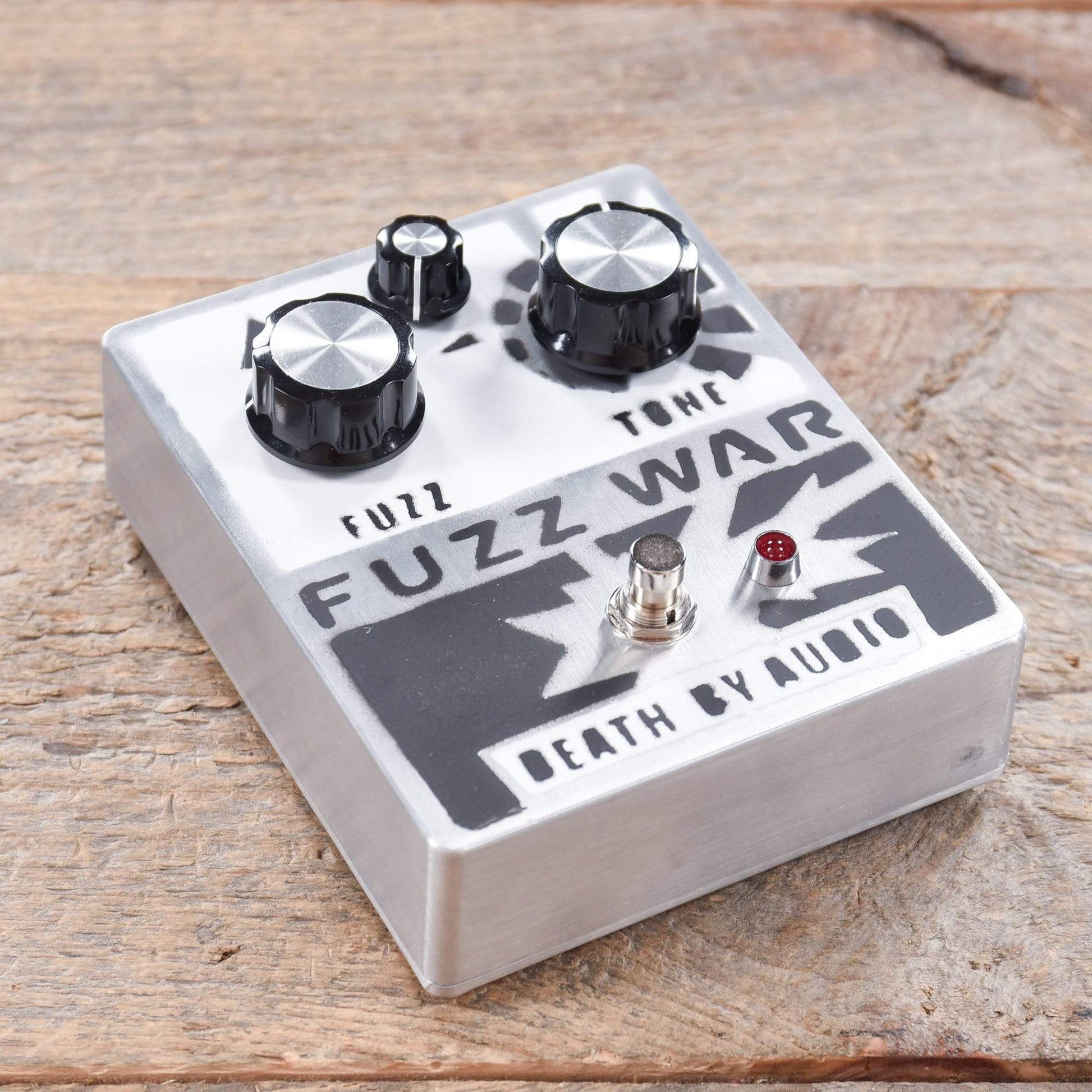 Death By Audio Fuzz War Effects and Pedals / Fuzz