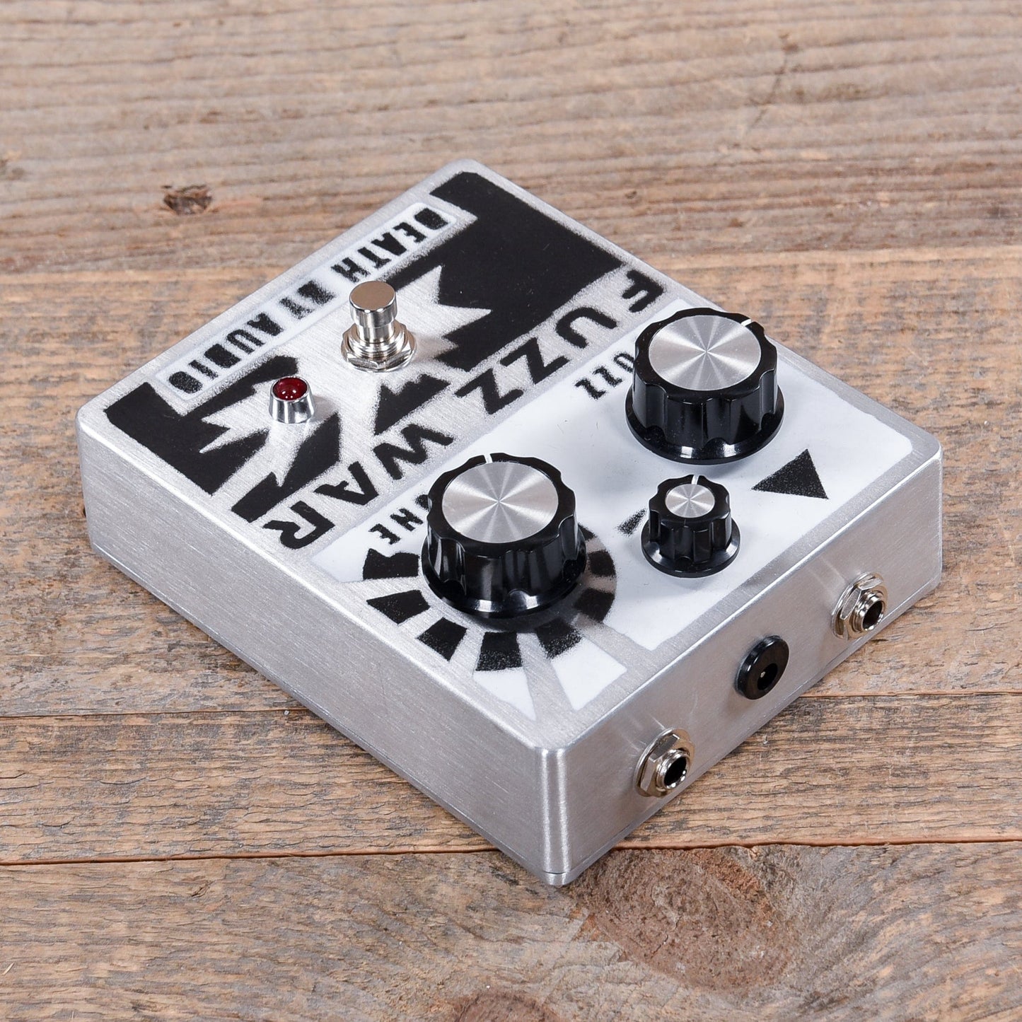 Death By Audio Fuzz War Effects and Pedals / Fuzz