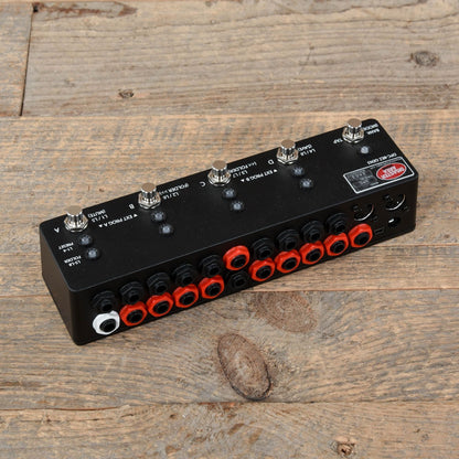 Disaster Area DPC-8EZ Gen3 Programmable Bypass Switcher with MIDI Effects and Pedals / Controllers, Volume and Expression