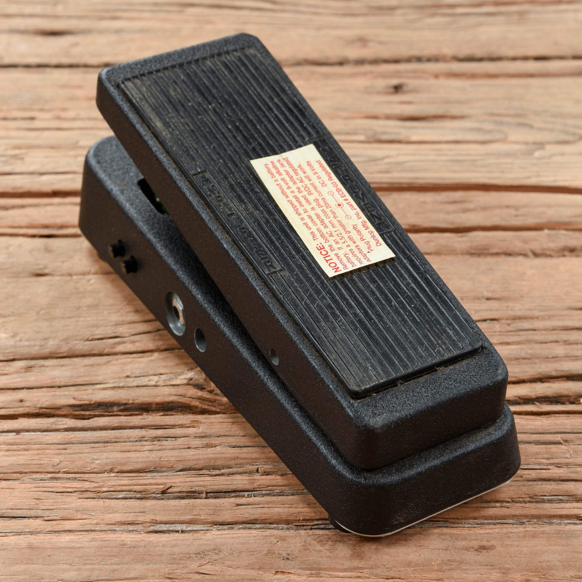 Dunlop 95Q Cry Baby Wah Effects and Pedals / Wahs and Filters