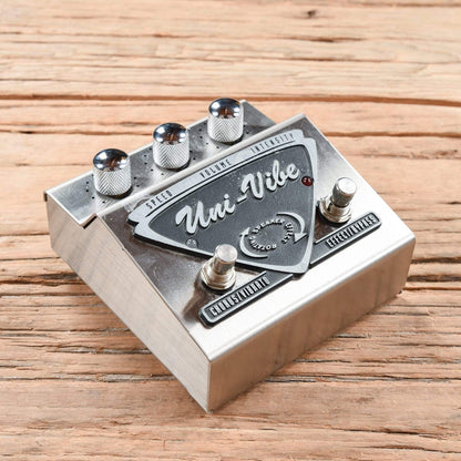 Dunlop Uni-Vibe UV-1 Chorus/Vibrato Effects and Pedals / Wahs and Filters