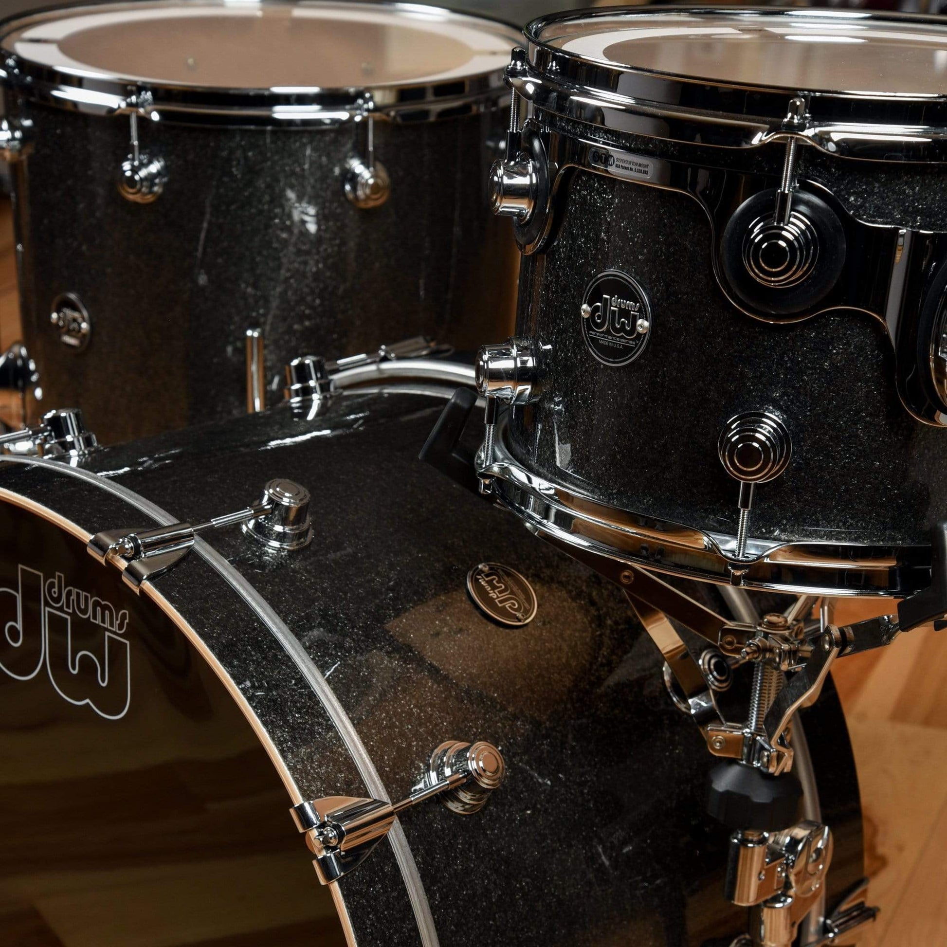 DW Performance Series 12/16/22 3pc. Drum Kit Pewter Sparkle Drums and Percussion / Acoustic Drums / Full Acoustic Kits