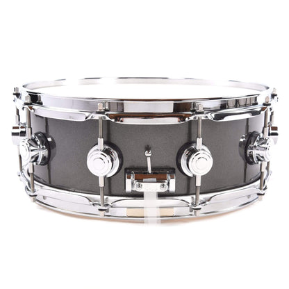 DW 5x14 Collector's Series Maple Snare Drum Gun Metal Metallic Lacquer (333 Shell) Drums and Percussion / Acoustic Drums / Snare