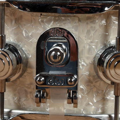 DW 5x14 Collector's Series Snare Drum White Marine Pearl USED Drums and Percussion / Acoustic Drums / Snare