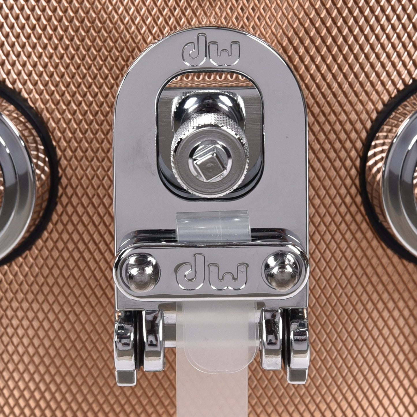 DW 6.5x14 3mm Knurled Bronze Solid Snare Drum Drums and Percussion / Acoustic Drums / Snare