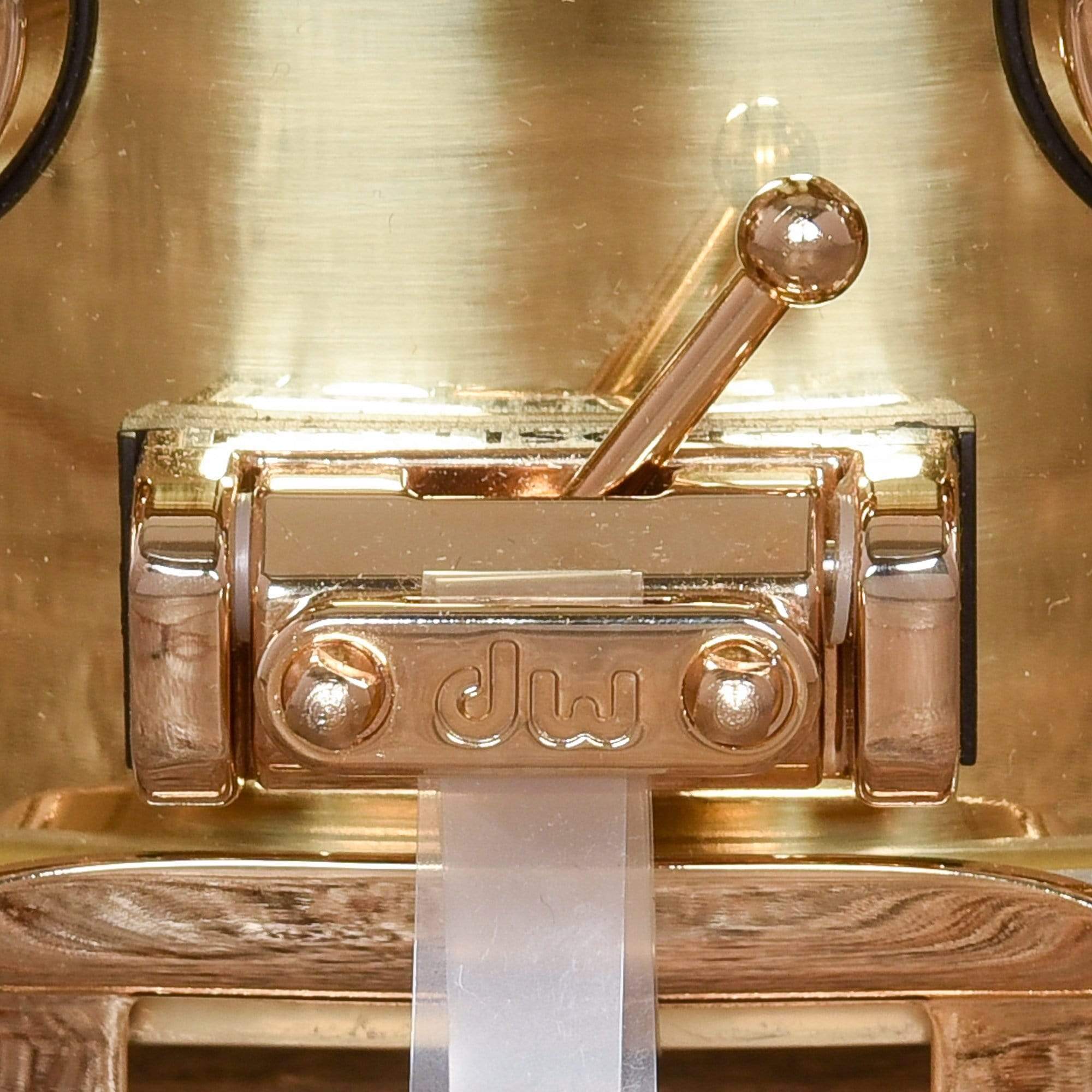 DW 6.5X14 Brass Polished Snare Drum w/ Gold Hardware Drums and Percussion / Acoustic Drums / Snare