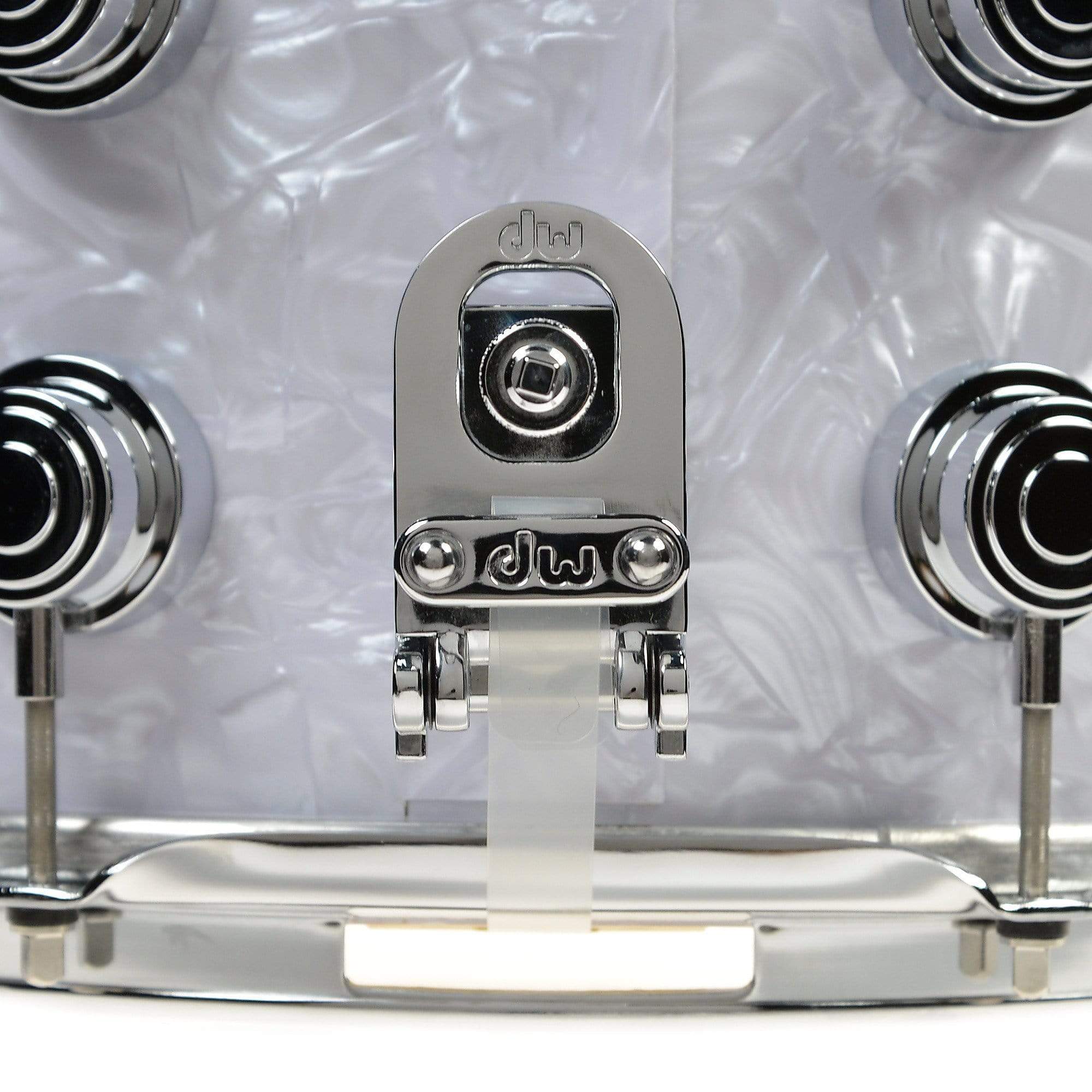 DW 8x14 Classic Series 16-Lug Snare Drum w/Mag Throw & 3 Point Butt Plate Classic Marine Drums and Percussion / Acoustic Drums / Snare