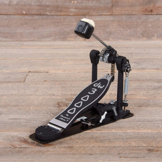 DW 3000 Single Bass Drum Pedal Drums and Percussion / Parts and Accessories / Pedals