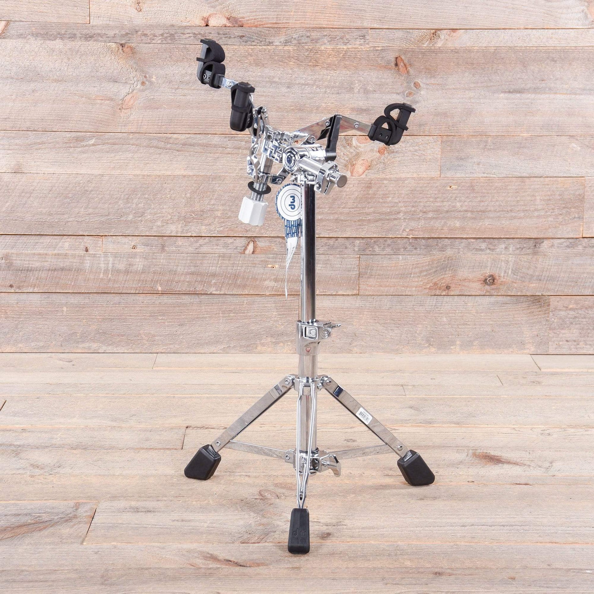 DW 9399 Heavy Duty Tom/Snare Stand Drums and Percussion / Parts and Accessories / Stands