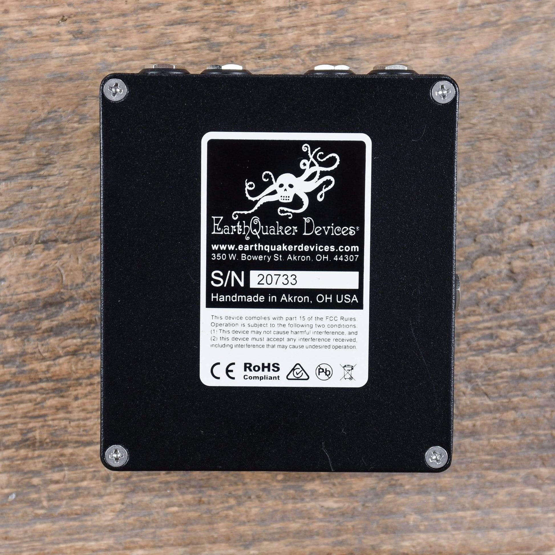 Earthquaker Devices Avalanche Run Stereo Delay & Reverb V2 Mint Green & Black Effects and Pedals / Delay