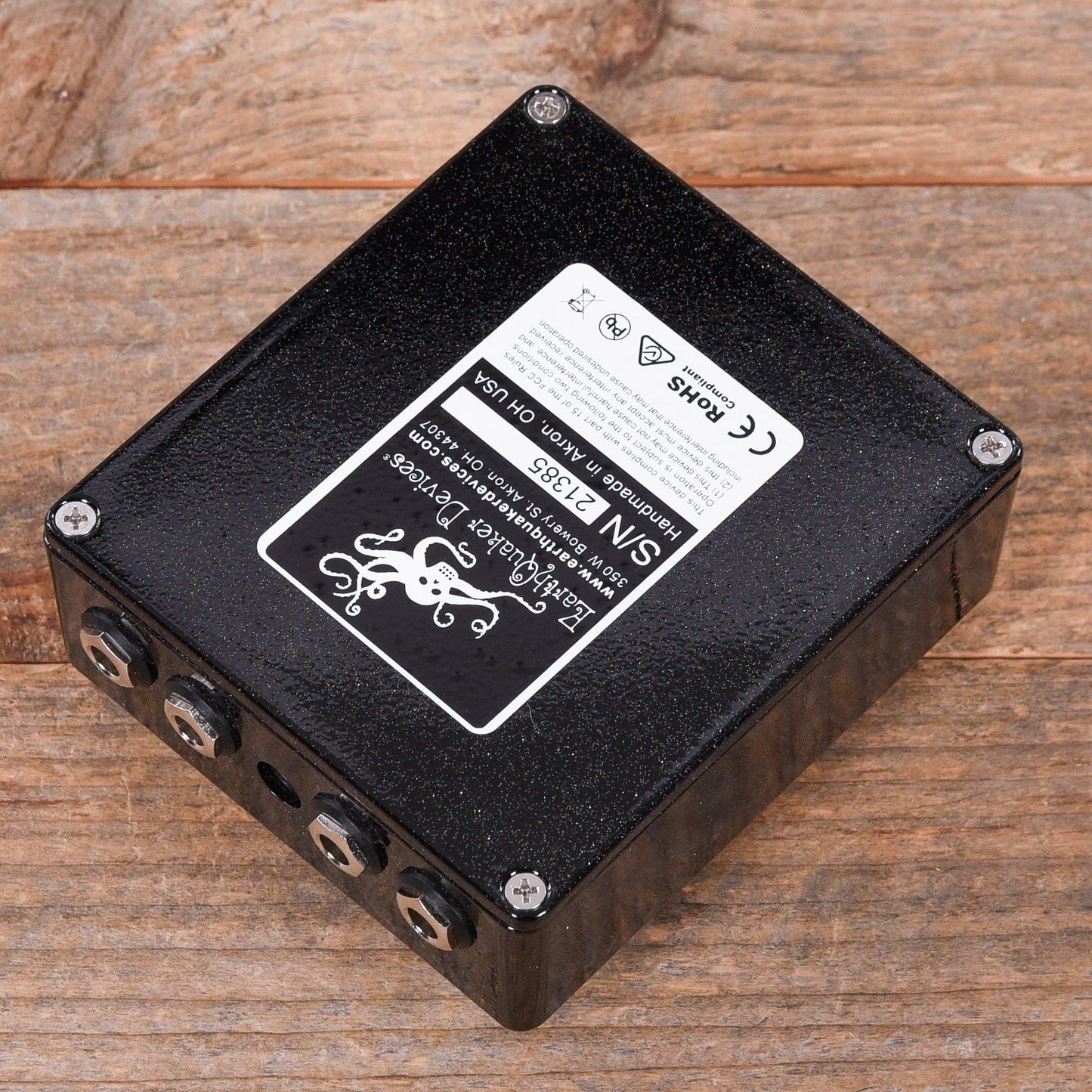 Earthquaker Devices Avalanche Run v2 Stereo Delay and Reverb Black/White Effects and Pedals / Delay