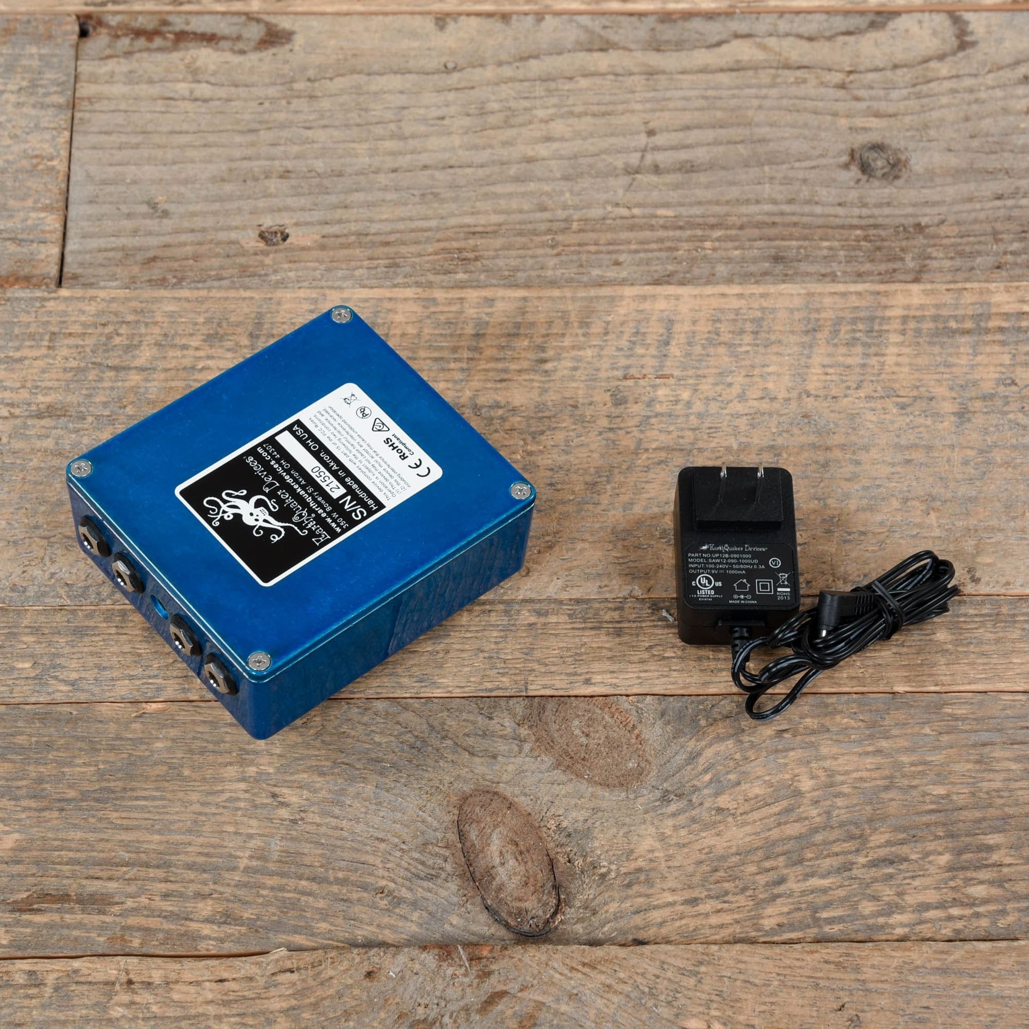 Earthquaker Devices Avalanche Run v2 Stereo Delay and Reverb Effects and Pedals / Delay