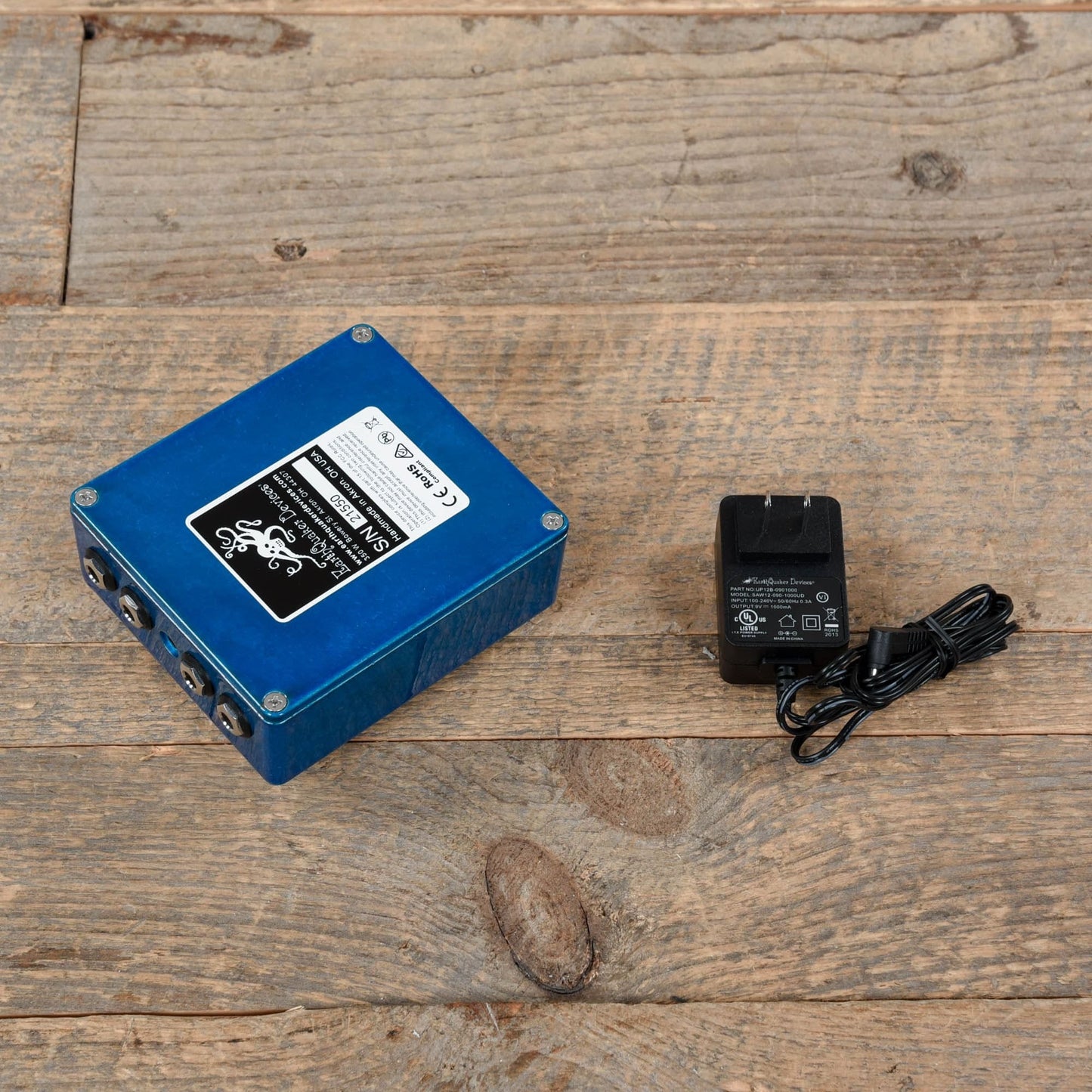 Earthquaker Devices Avalanche Run v2 Stereo Delay and Reverb Effects and Pedals / Delay