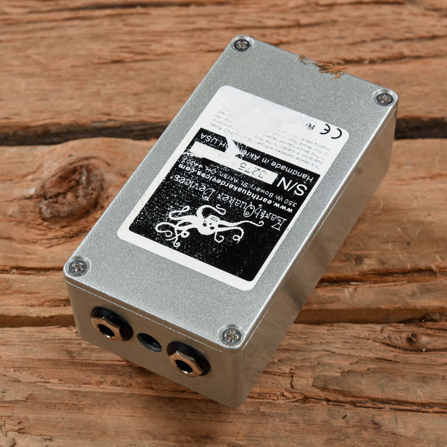 Earthquaker Devices Space Spirals Effects and Pedals / Delay