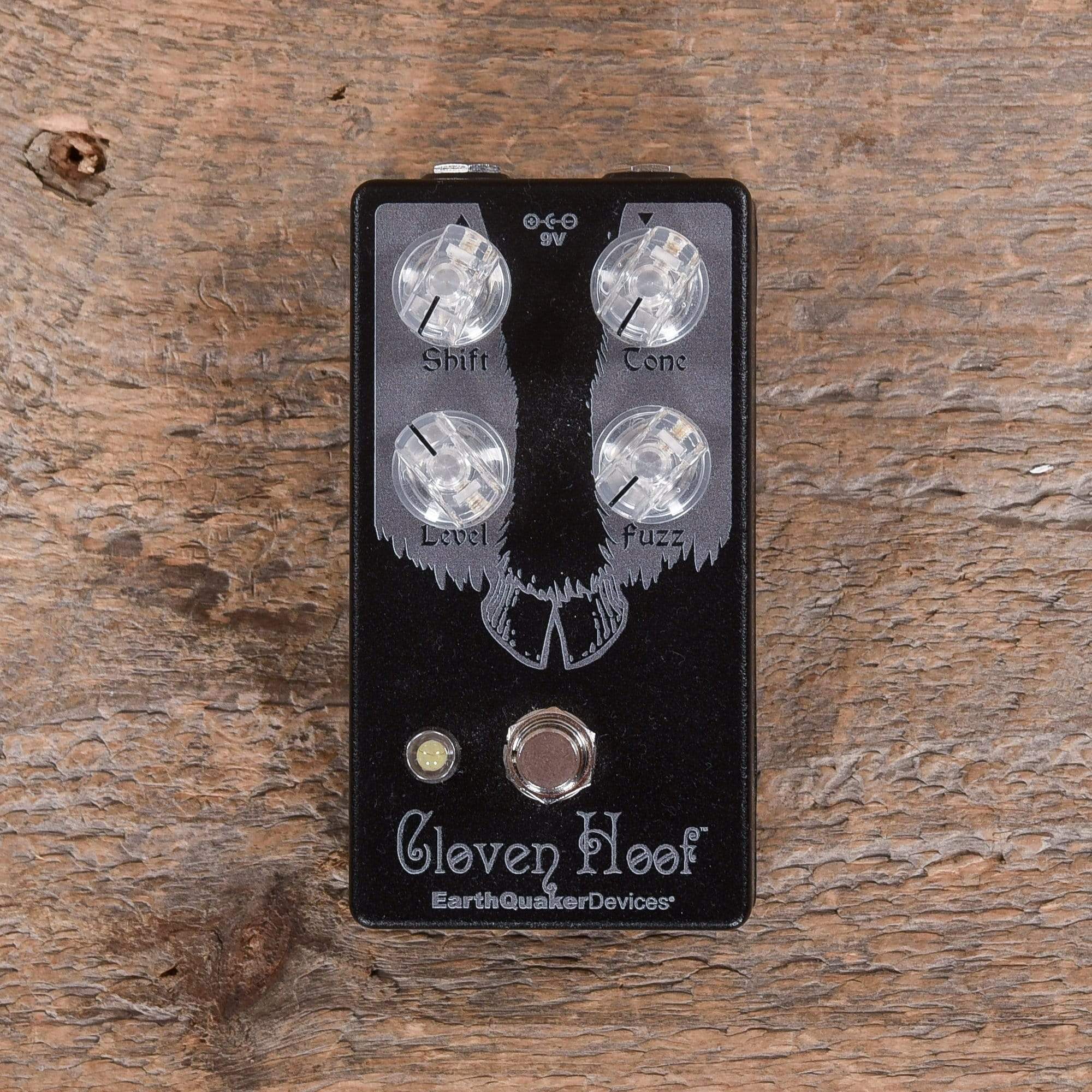 Earthquaker Devices Cloven Hoof v2 Inverse Black Effects and Pedals / Fuzz
