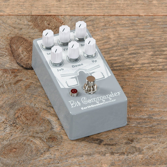 Earthquaker Devices Bit Commander Guitar Synth v2 Effects and Pedals / Multi-Effect Unit