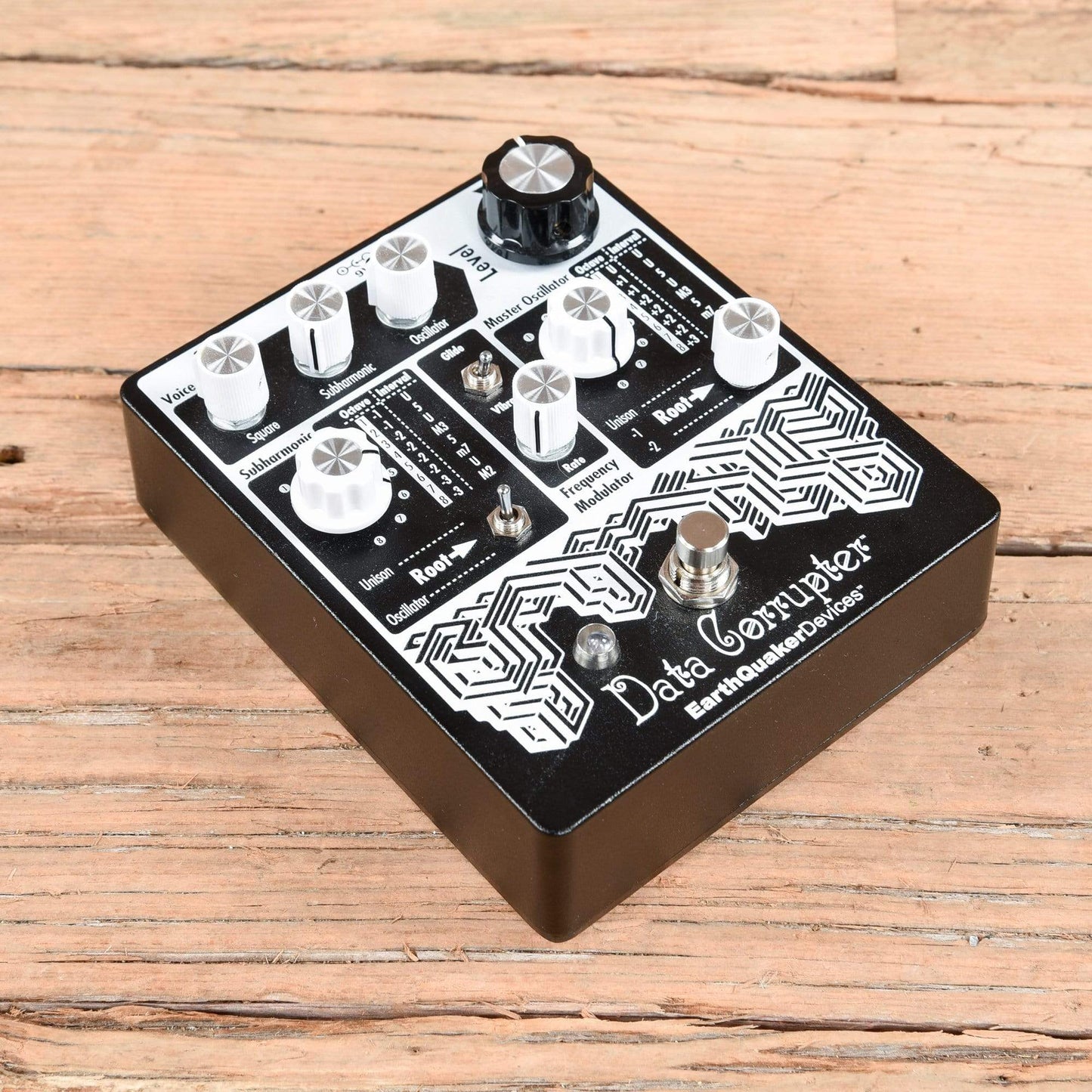 Earthquaker Devices Data Corrupter Modulated Monophonic Harmonizing PLL Effects and Pedals / Multi-Effect Unit