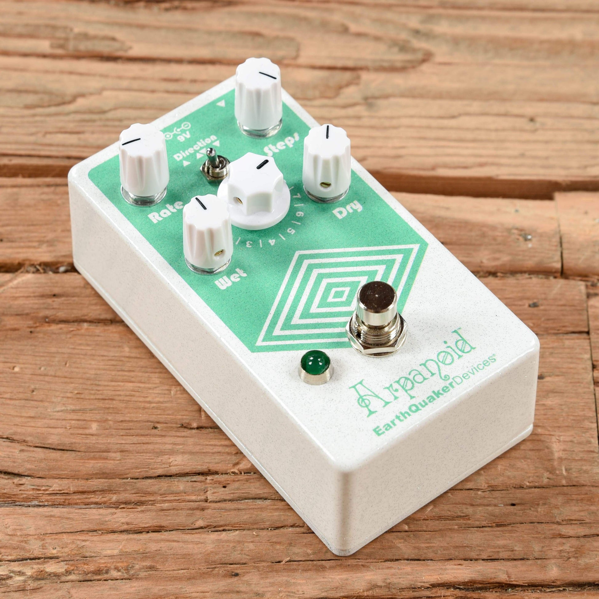 Earthquaker Devices Arpanoid Polyphonic Pitch Arpeggiator Effects and Pedals / Octave and Pitch