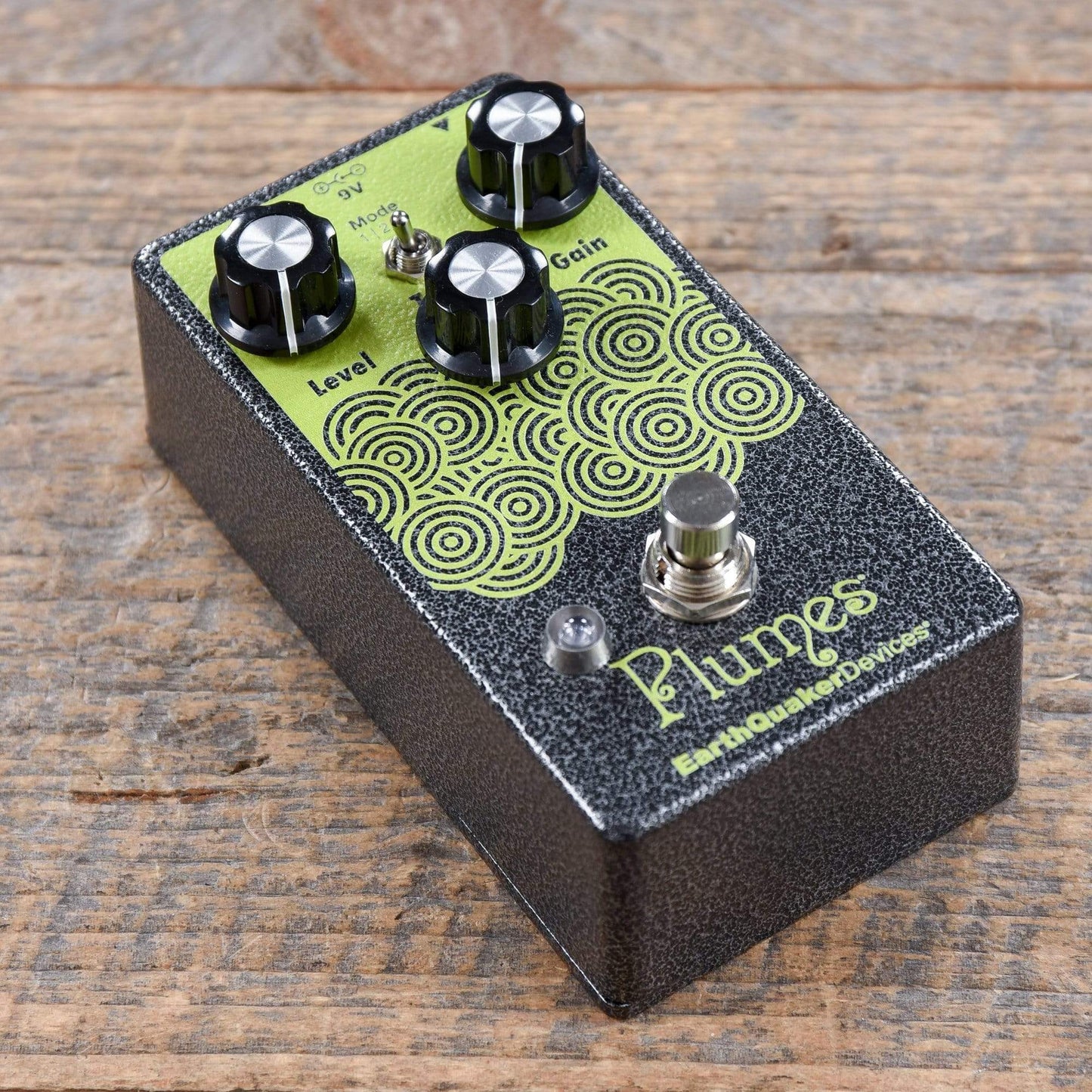Earthquaker Devices Plumes Small Signal Shredder Silver Hammertone & Volt Yellow Effects and Pedals / Overdrive and Boost