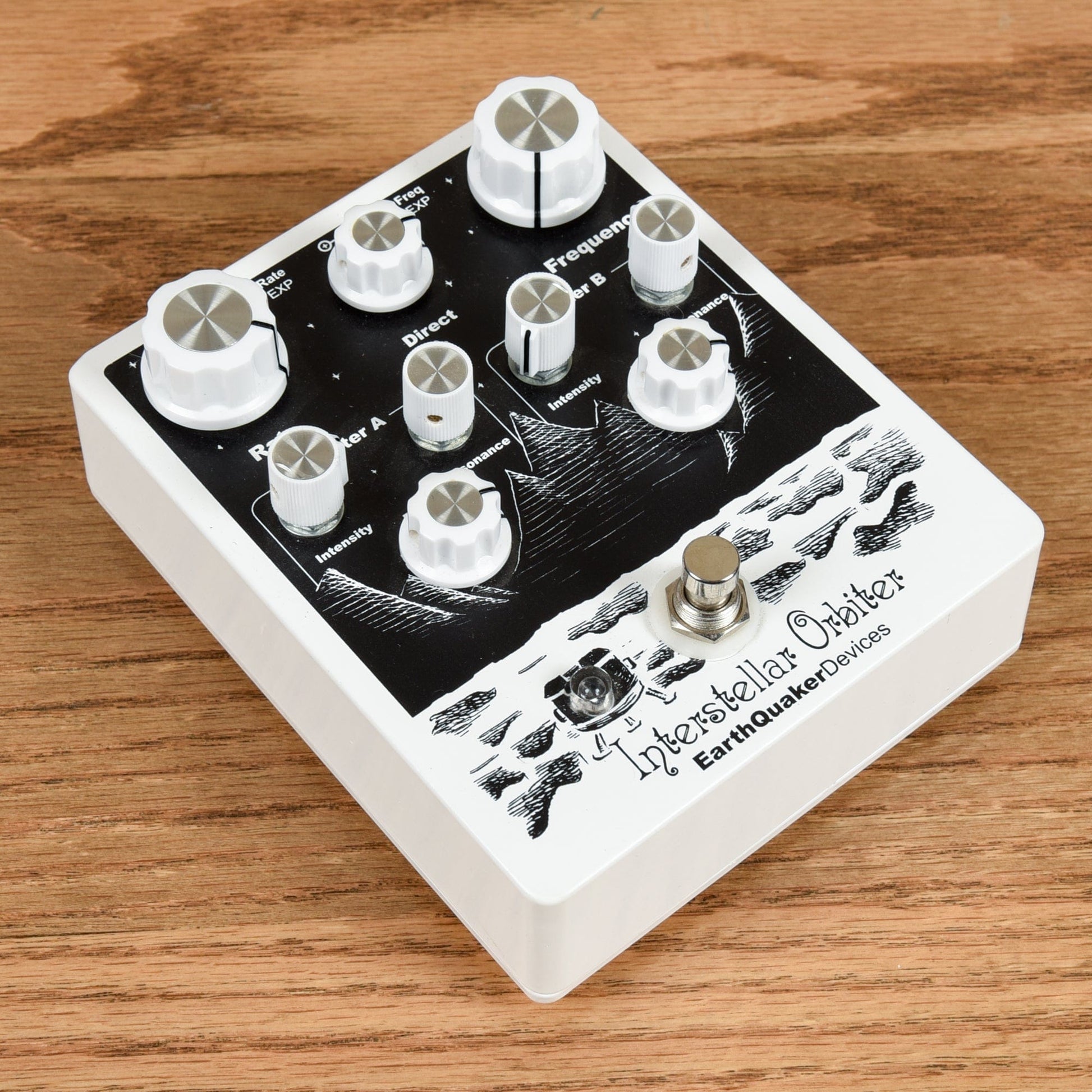 interstellar orbiter pedal Earthquaker Devices Interstellar Orbiter Dual Resonant Filter – Chicago Music Exchange