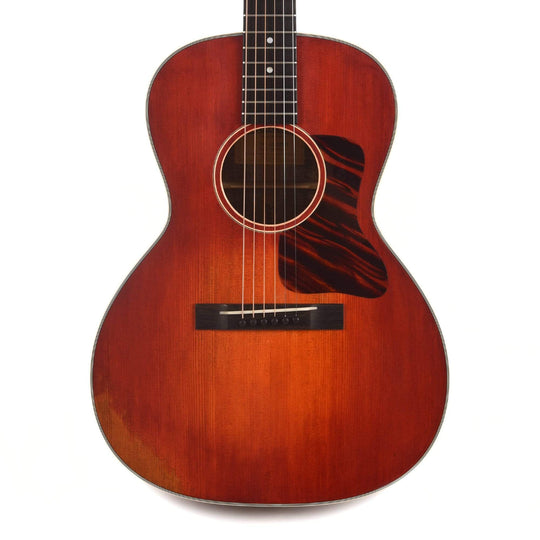 Eastman E10OOSS/v Adirondack/Mahogany OO Slope Shoulder Antique Varnish Acoustic Guitars / Concert