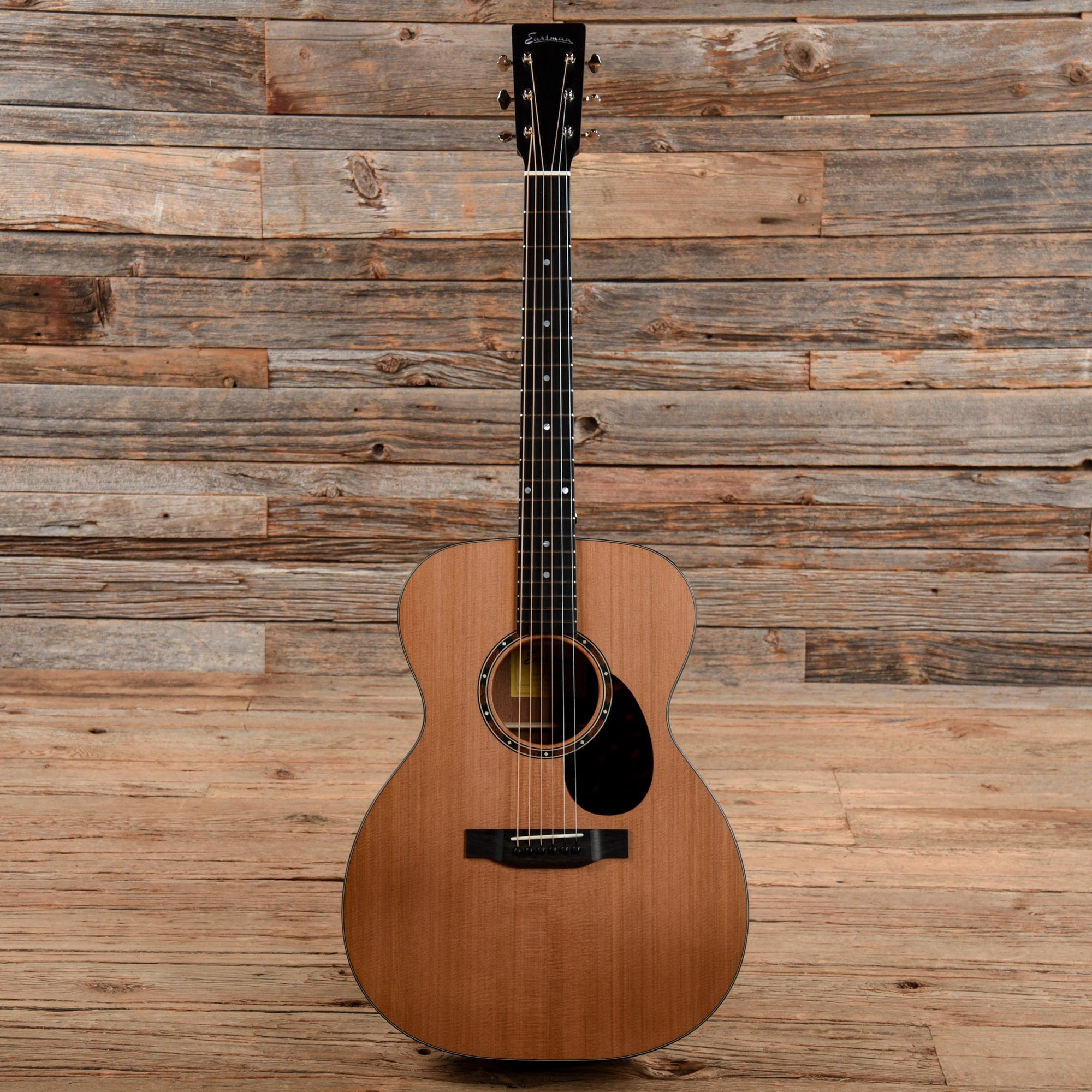 Eastman E2OM-CD Natural 2020 Acoustic Guitars / OM and Auditorium
