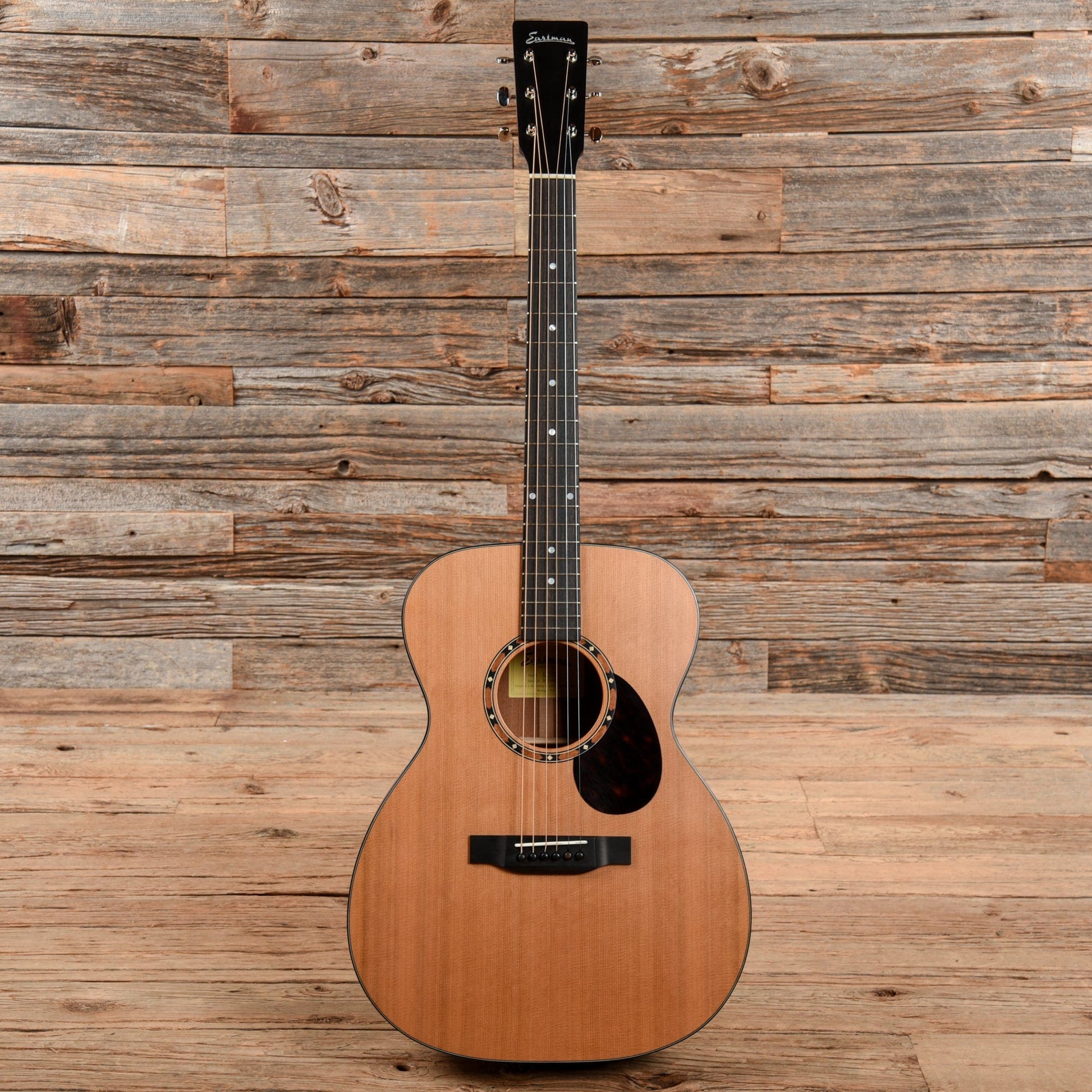 Eastman E2OM-CD Natural 2021 Acoustic Guitars / OM and Auditorium
