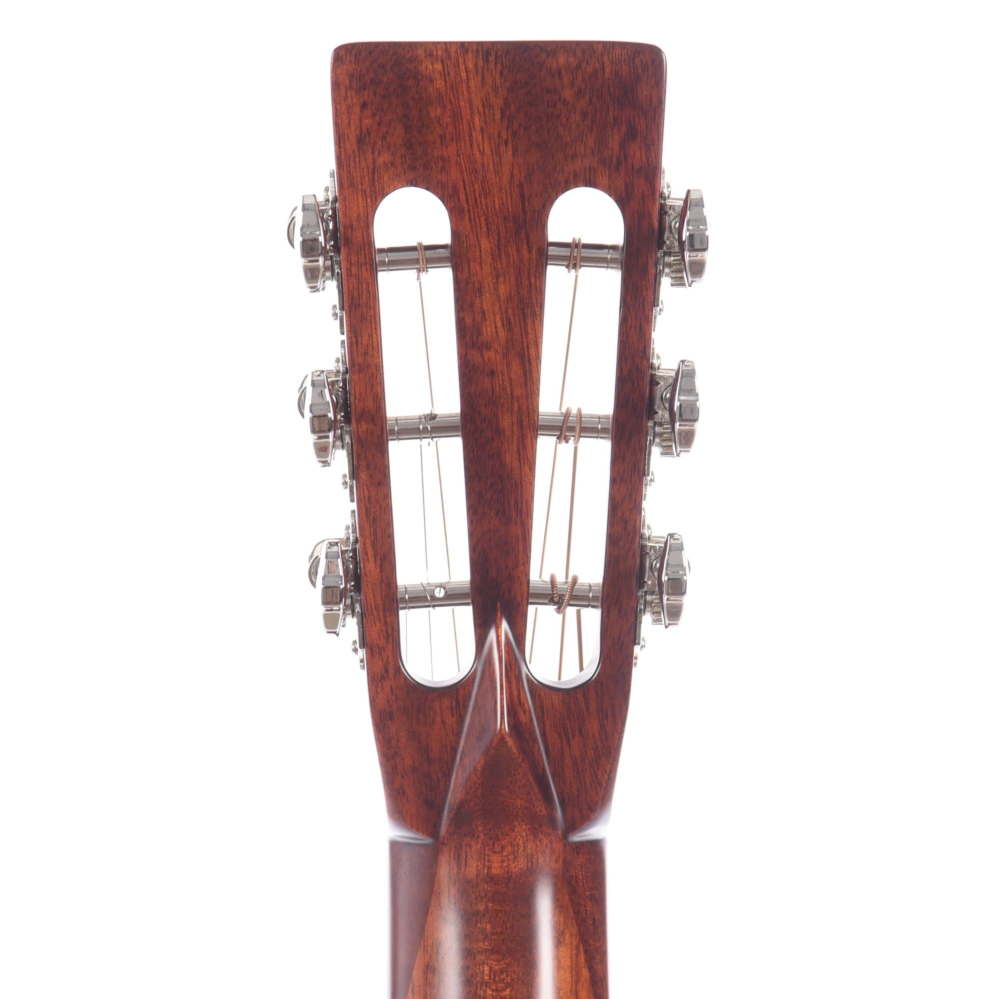 Eastman Traditional E10OO Adirondack Spruce/Mahogany OO Natural Acoustic Guitars / OM and Auditorium