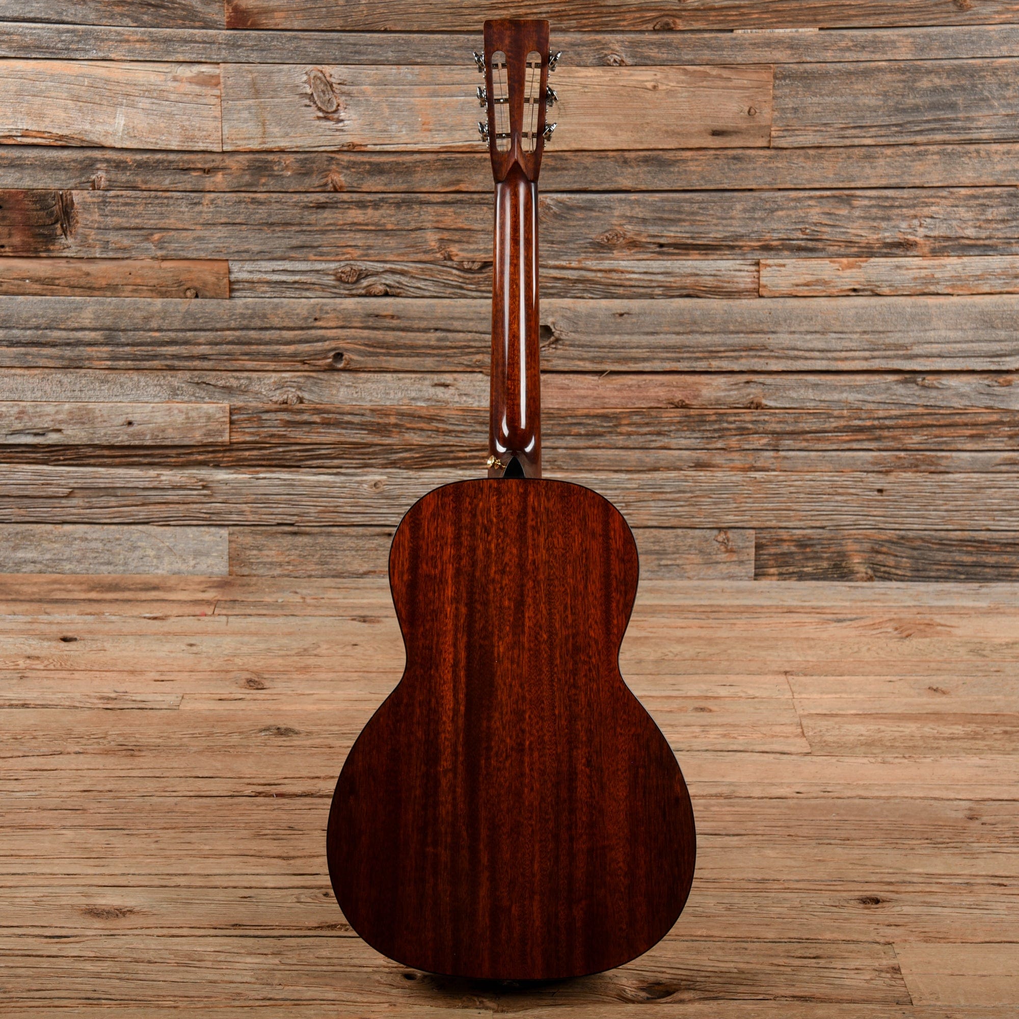 Eastman E1000 Natural 2018 Chicago Music Exchange