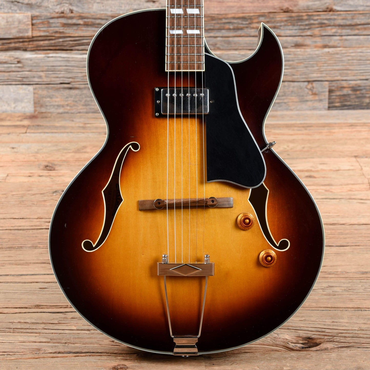 Eastman AR371CE-SB Sunburst Electric Guitars / Hollow Body