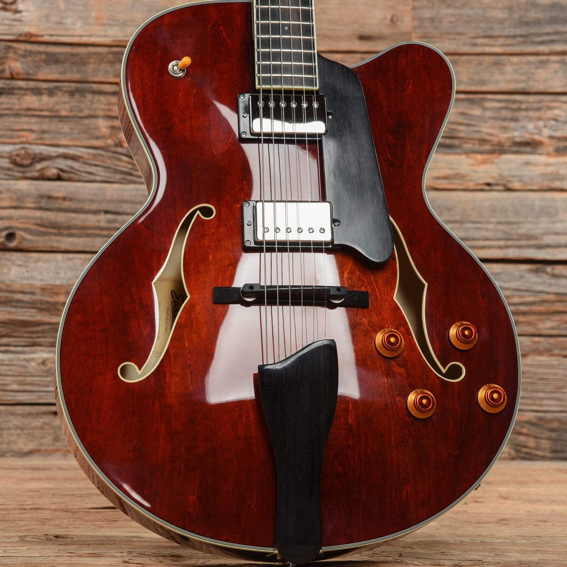 Eastman AR403CE Single Cutaway Hollow-Body Archtop Classic Electric Guitars / Hollow Body