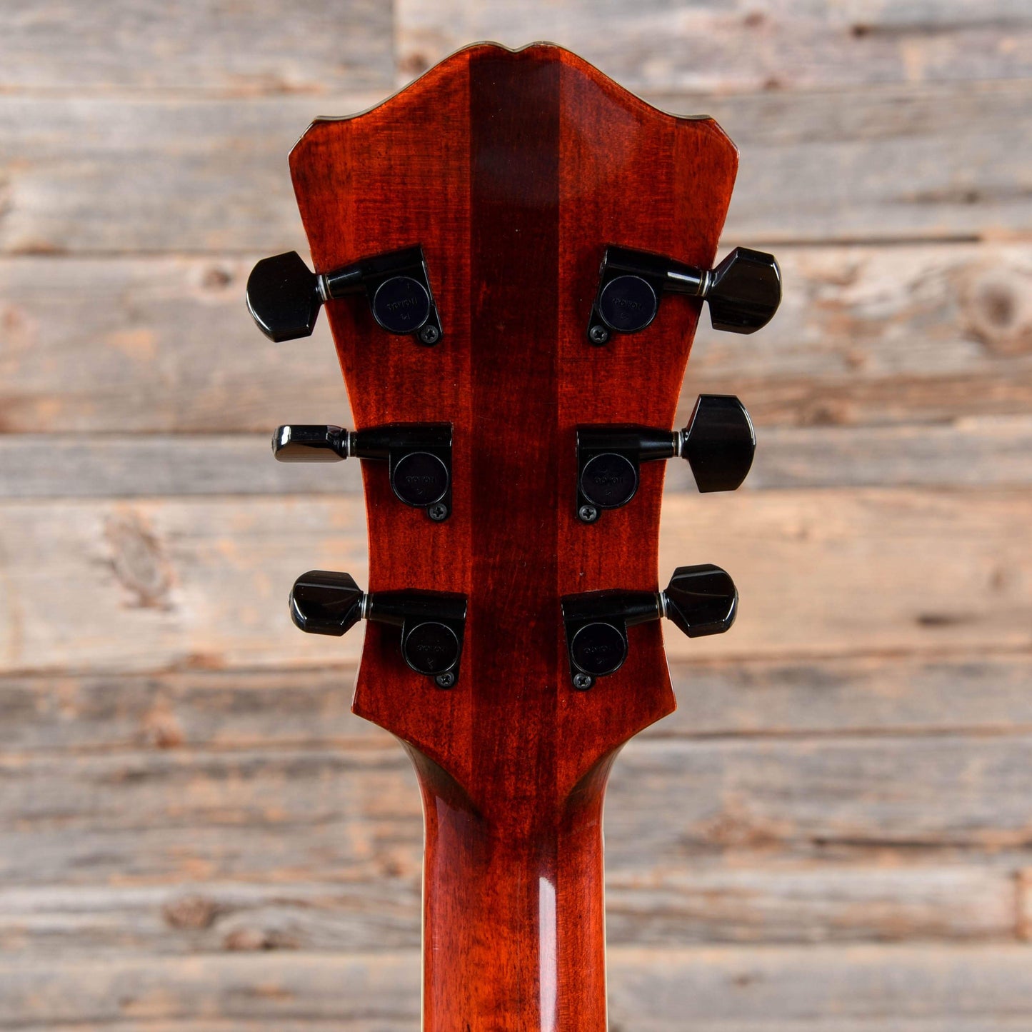 Eastman AR803CE-16 Uptown Archtop Sunburst 2011 Electric Guitars / Hollow Body