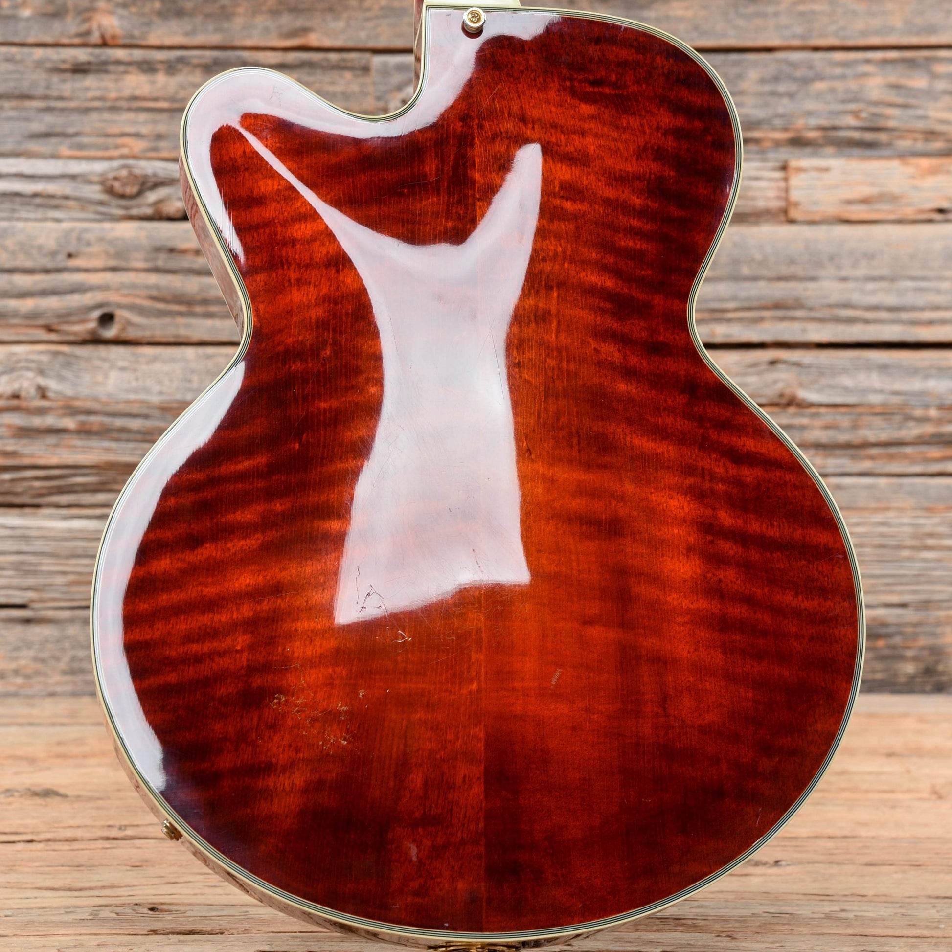 Eastman AR803CE-16 Uptown Archtop Sunburst 2011 Electric Guitars / Hollow Body