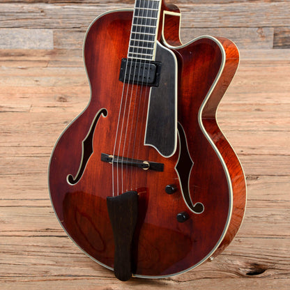Eastman AR803CE-16 Uptown Archtop Sunburst 2011 Electric Guitars / Hollow Body