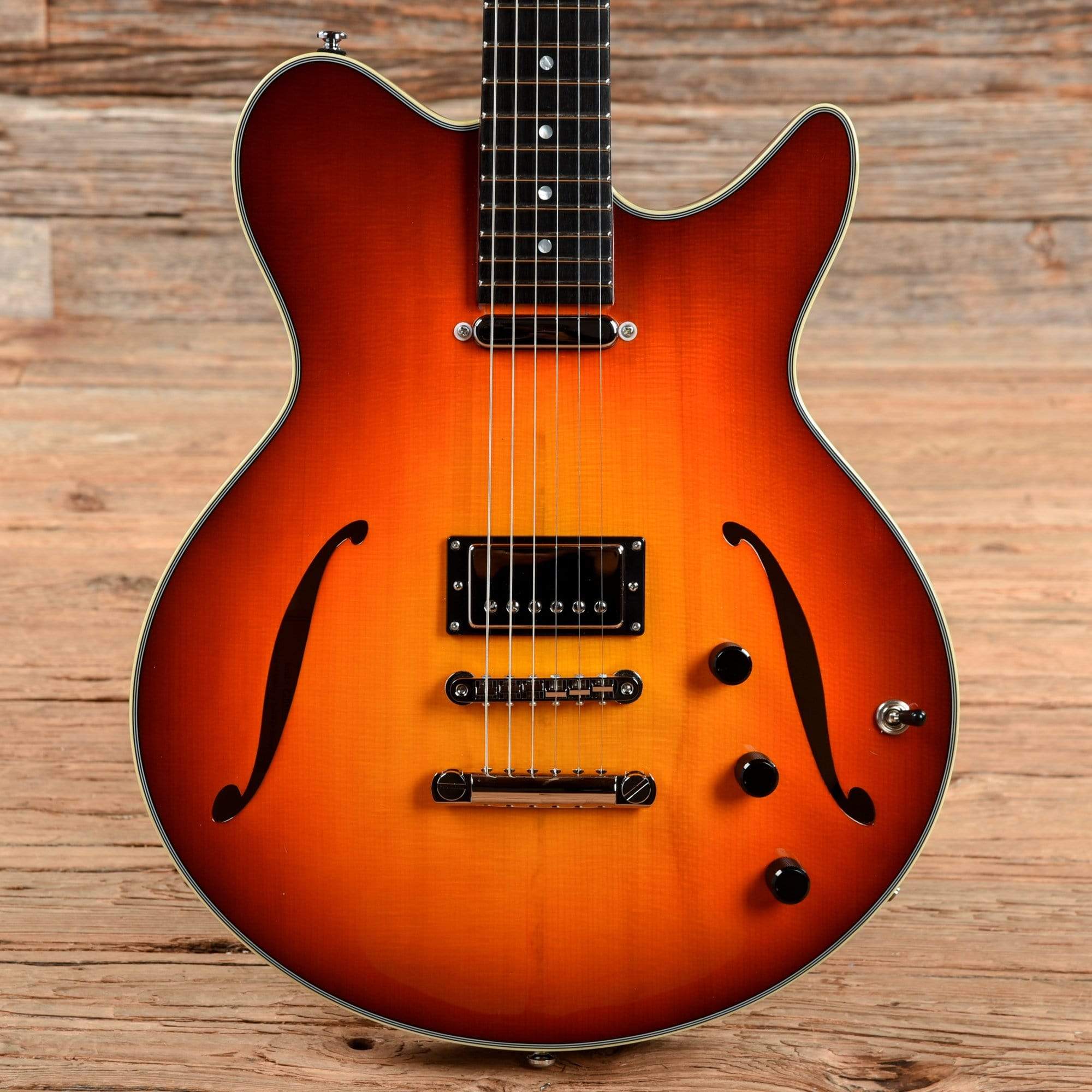 Eastman Romeo SC Sunburst 2021 Electric Guitars / Hollow Body