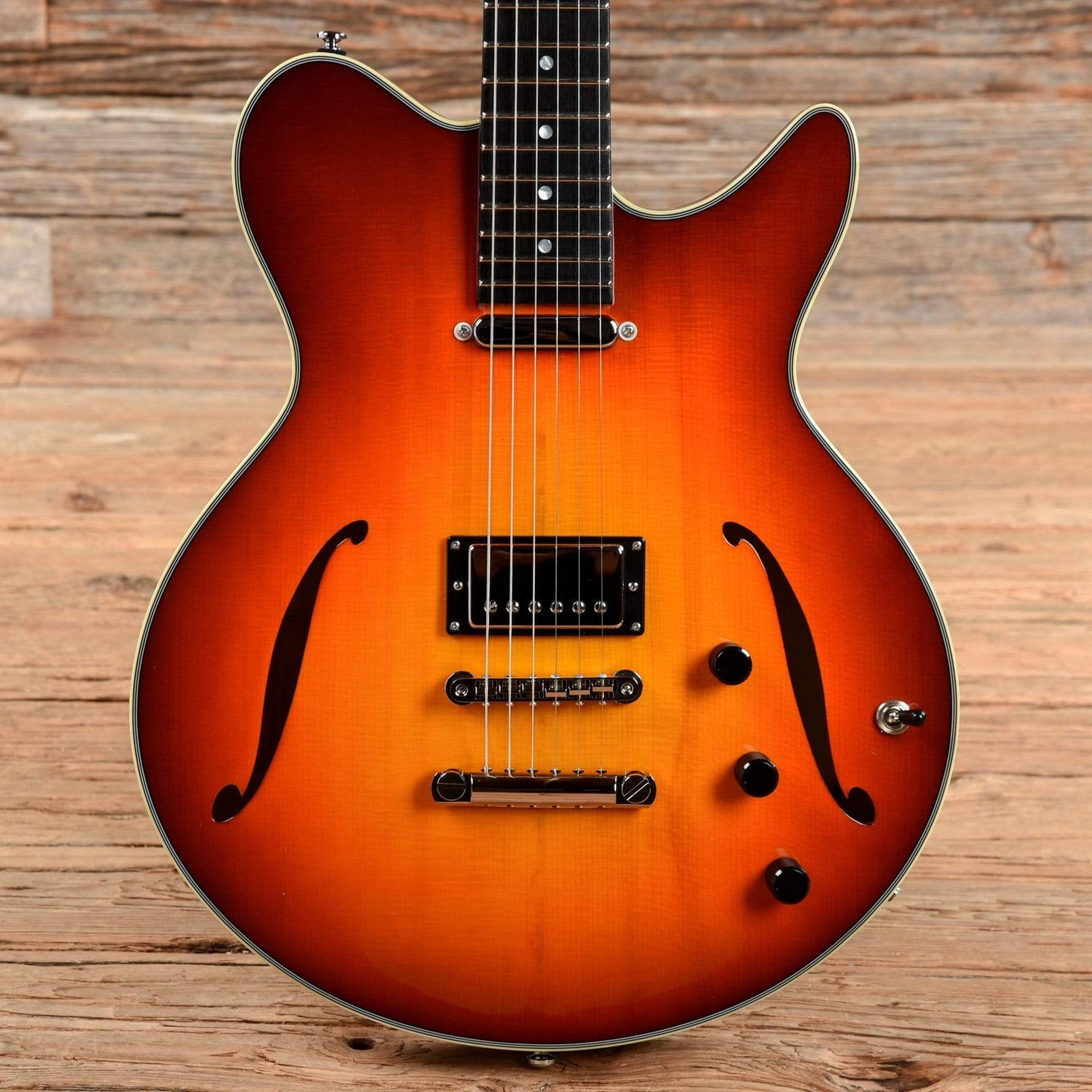 Eastman Romeo SC Sunburst 2021 Electric Guitars / Hollow Body
