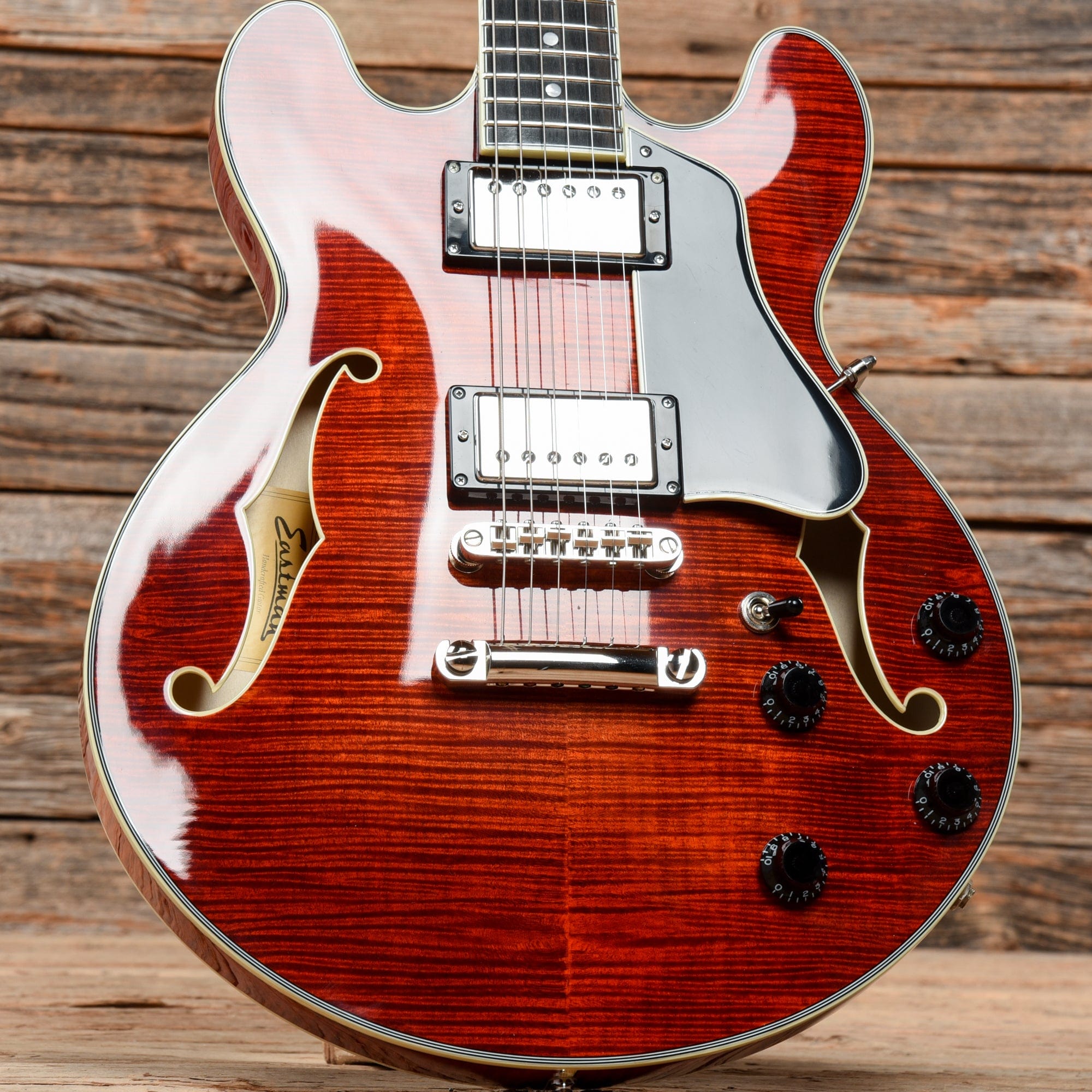 Eastman T484 Classic 2019 Electric Guitars / Semi-Hollow