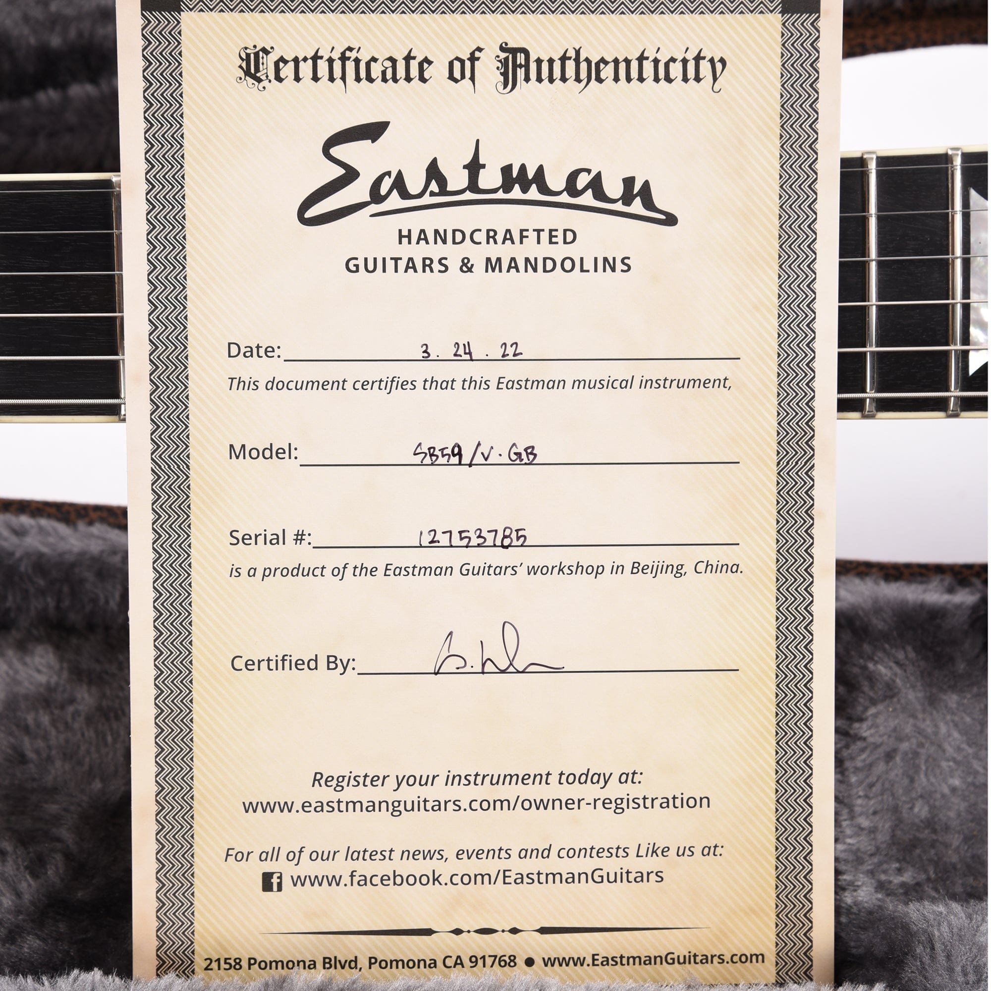 Eastman SB59/v Antique Goldburst w/Lollar Pickups Electric Guitars / Solid Body