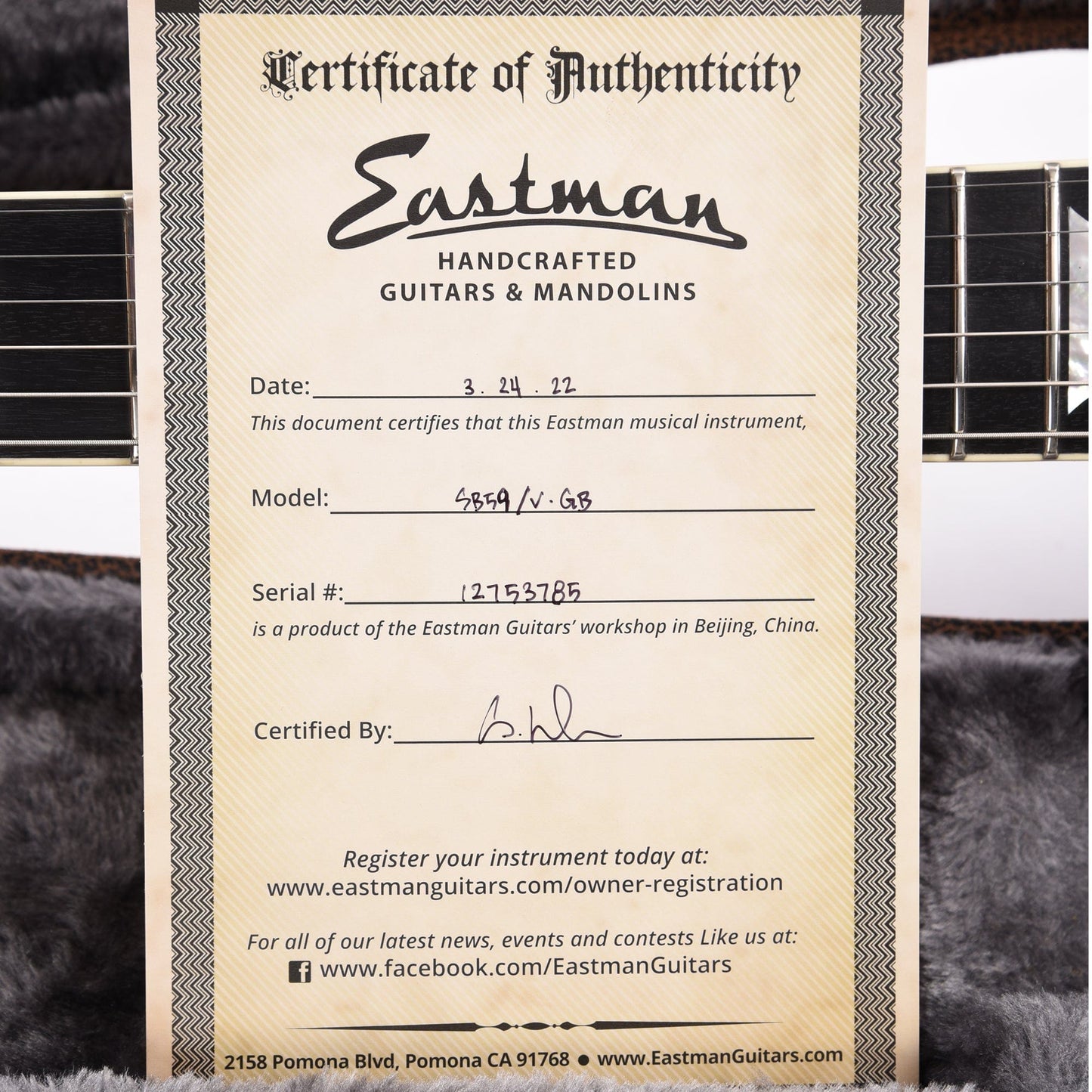 Eastman SB59/v Antique Goldburst w/Lollar Pickups Electric Guitars / Solid Body
