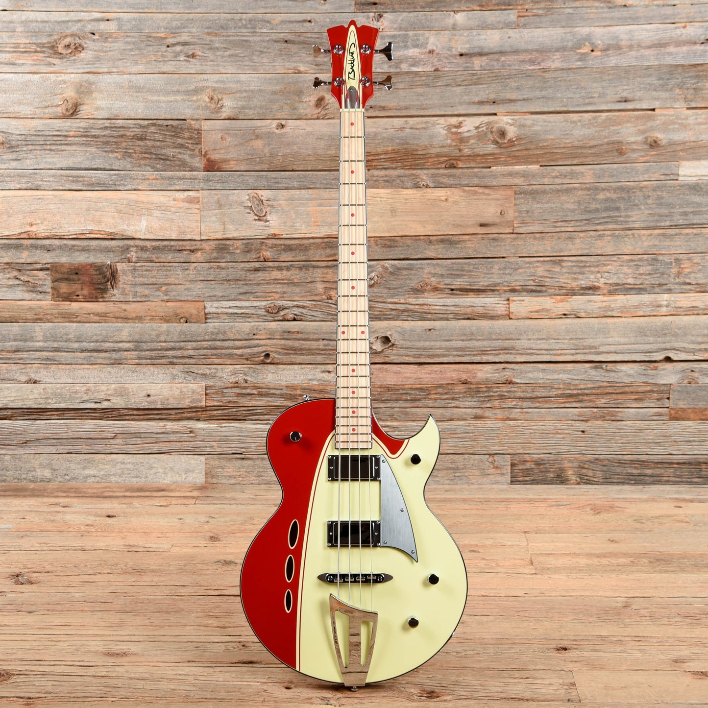 Eastwood Backlund Rockerbox Bass Bass Guitars / Short Scale