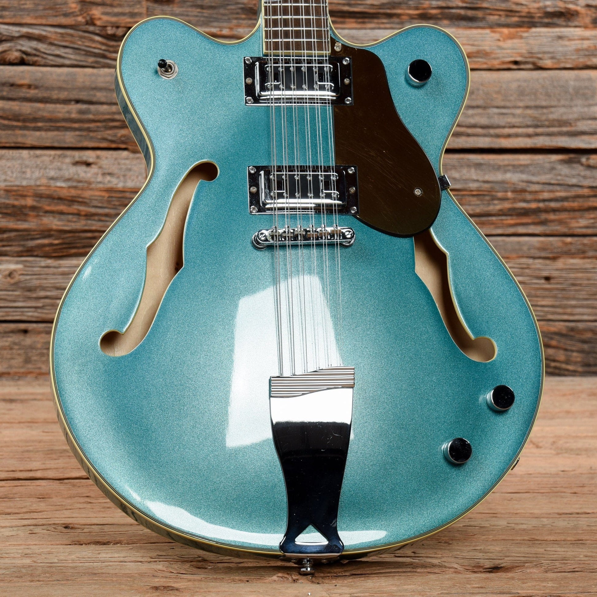 Eastwood Classic 12 Electric Guitars / Semi-Hollow