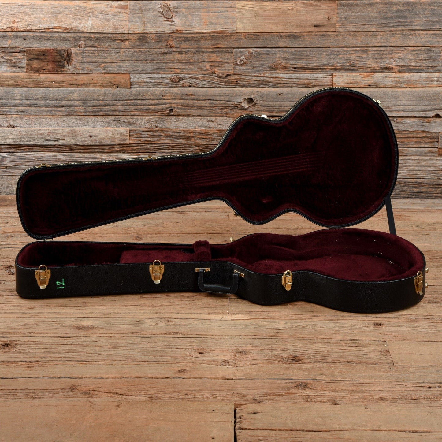 Eastwood Classic 12 Electric Guitars / Semi-Hollow